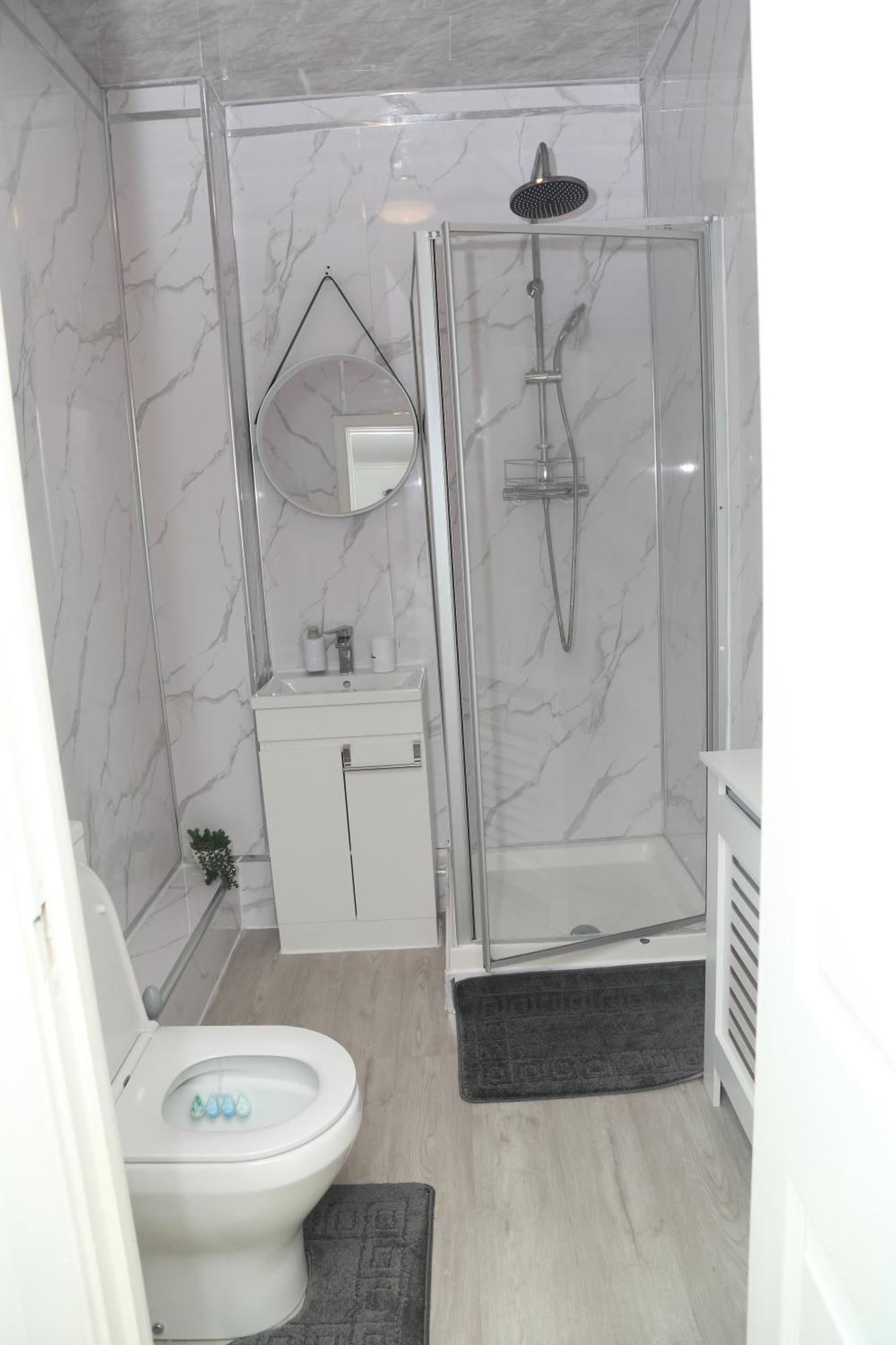 Mdz Luxe Stays-sleeps 6 Apartment Manchester