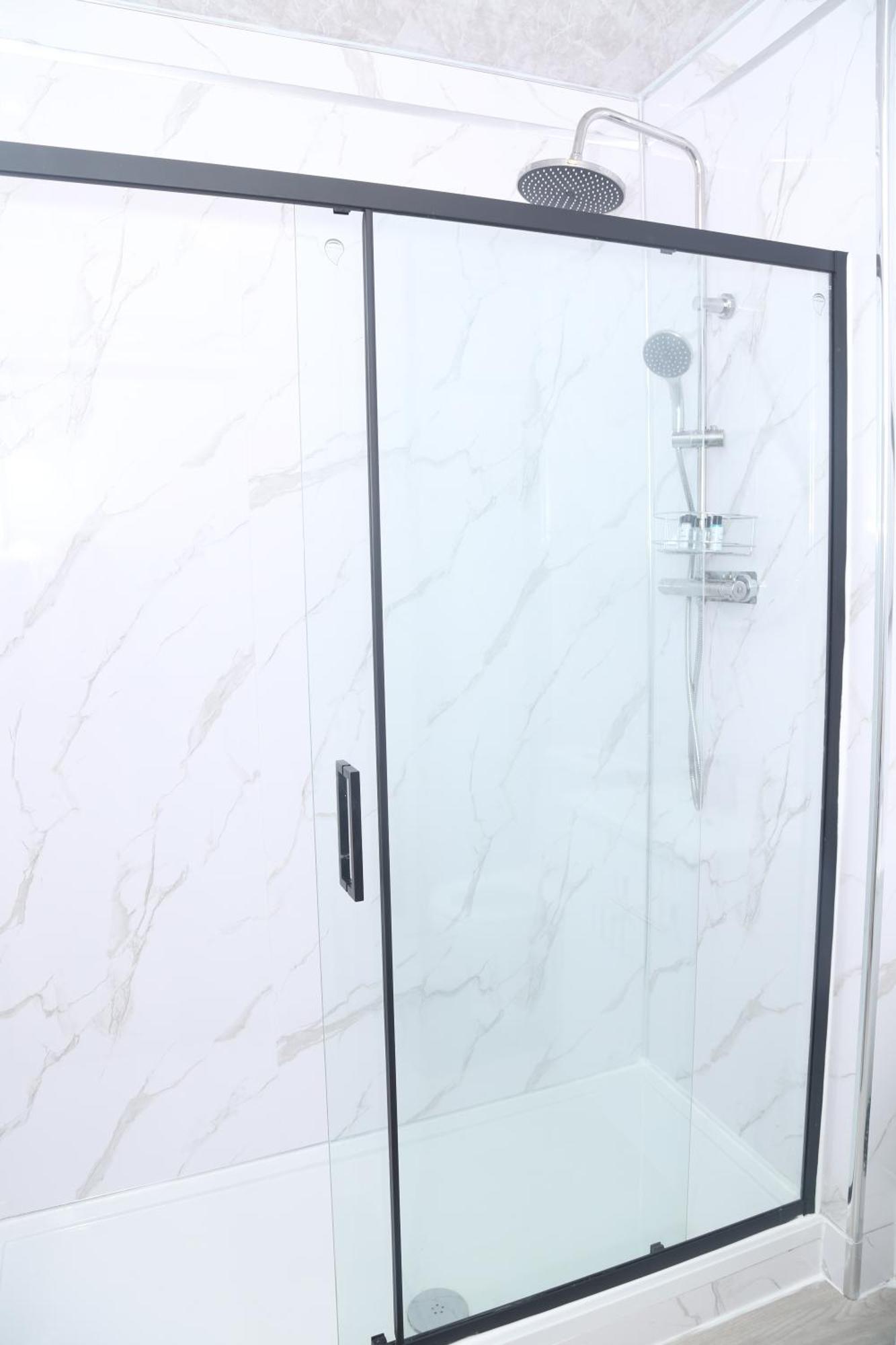 Mdz Luxe Stays-sleeps 6 Manchester