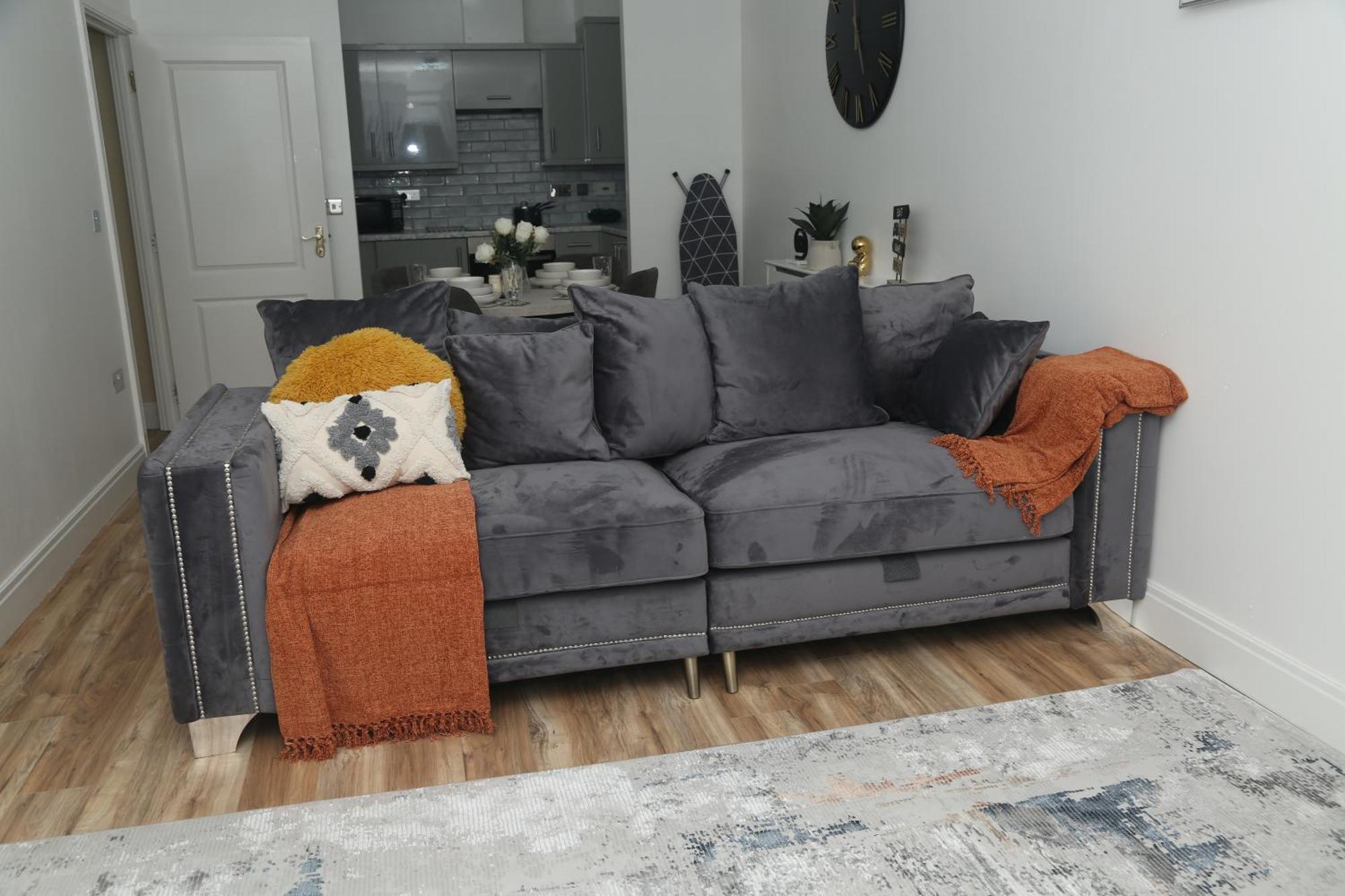 Mdz Luxe Stays-sleeps 6 Manchester