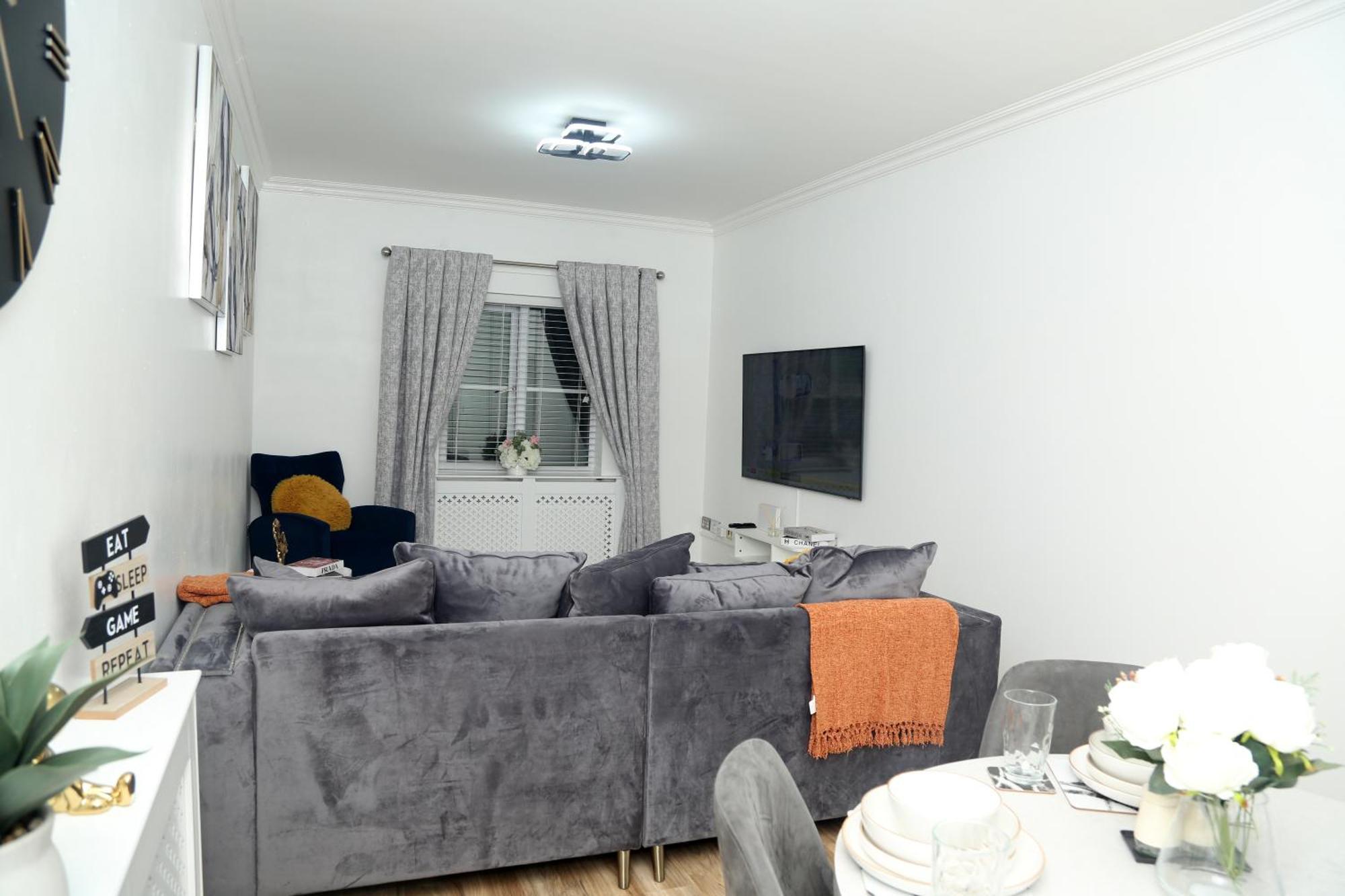 Mdz Luxe Stays-sleeps 6 Manchester