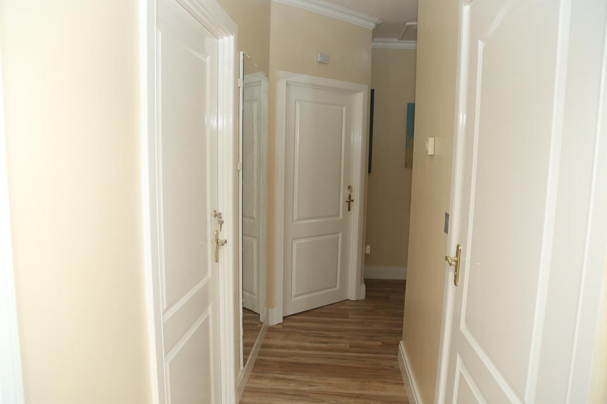 Mdz Luxe Stays-sleeps 6 Apartment *