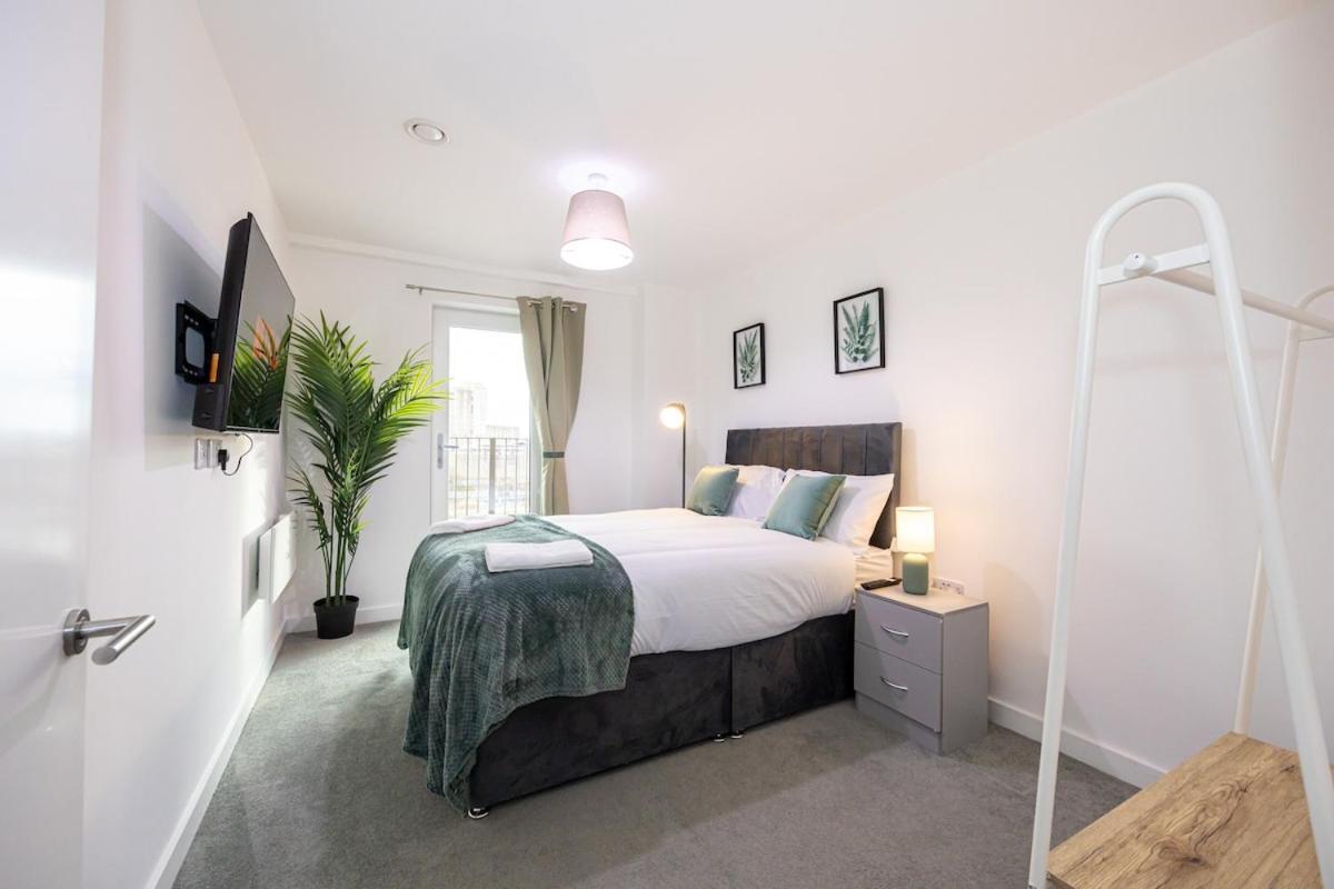 Manchestercentre , Salford, Lakeside Apartment