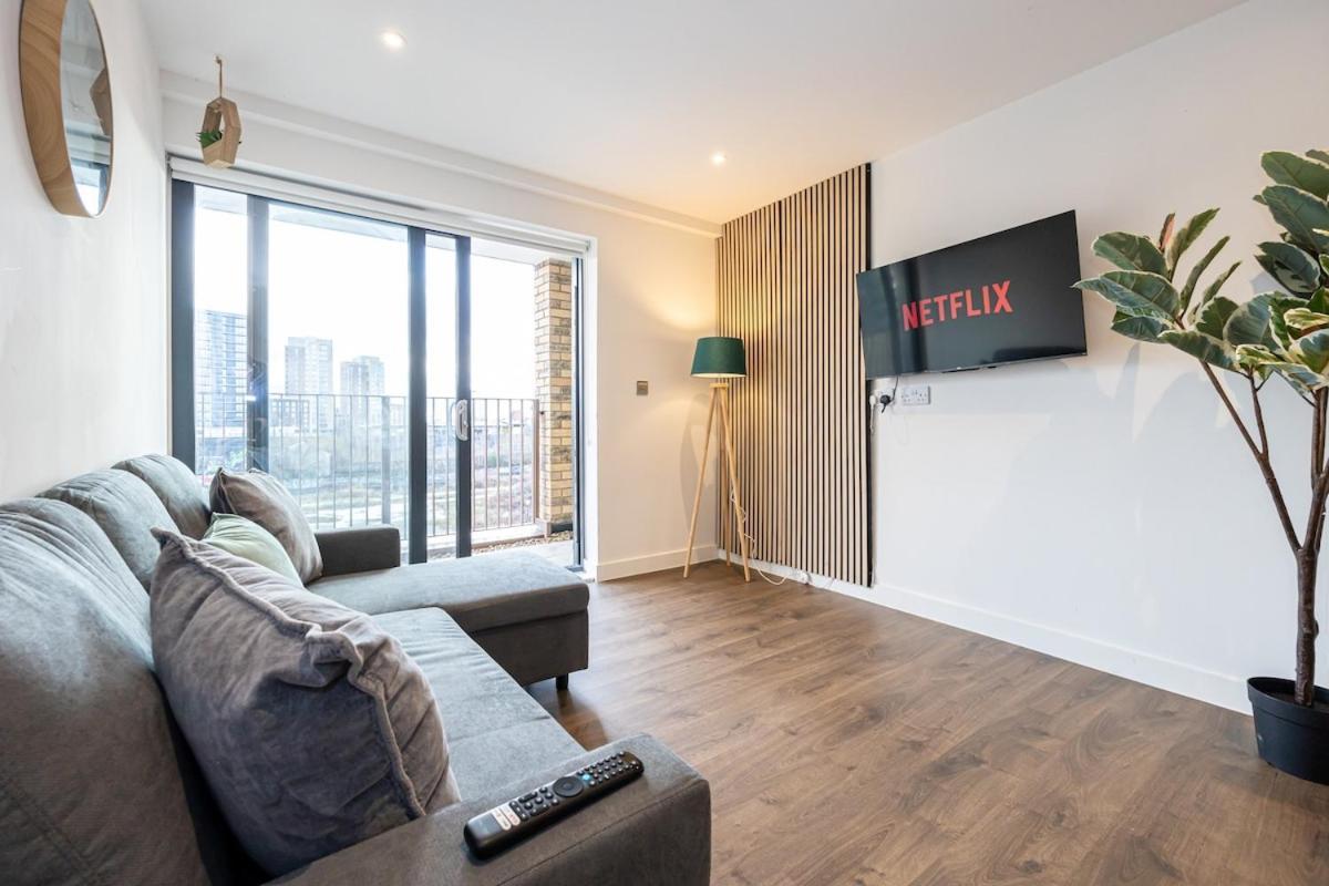 Manchestercentre , Salford, Lakeside Apartment *