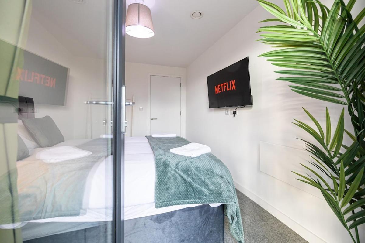 Manchestercentre , Salford, Lakeside Apartment Manchester
