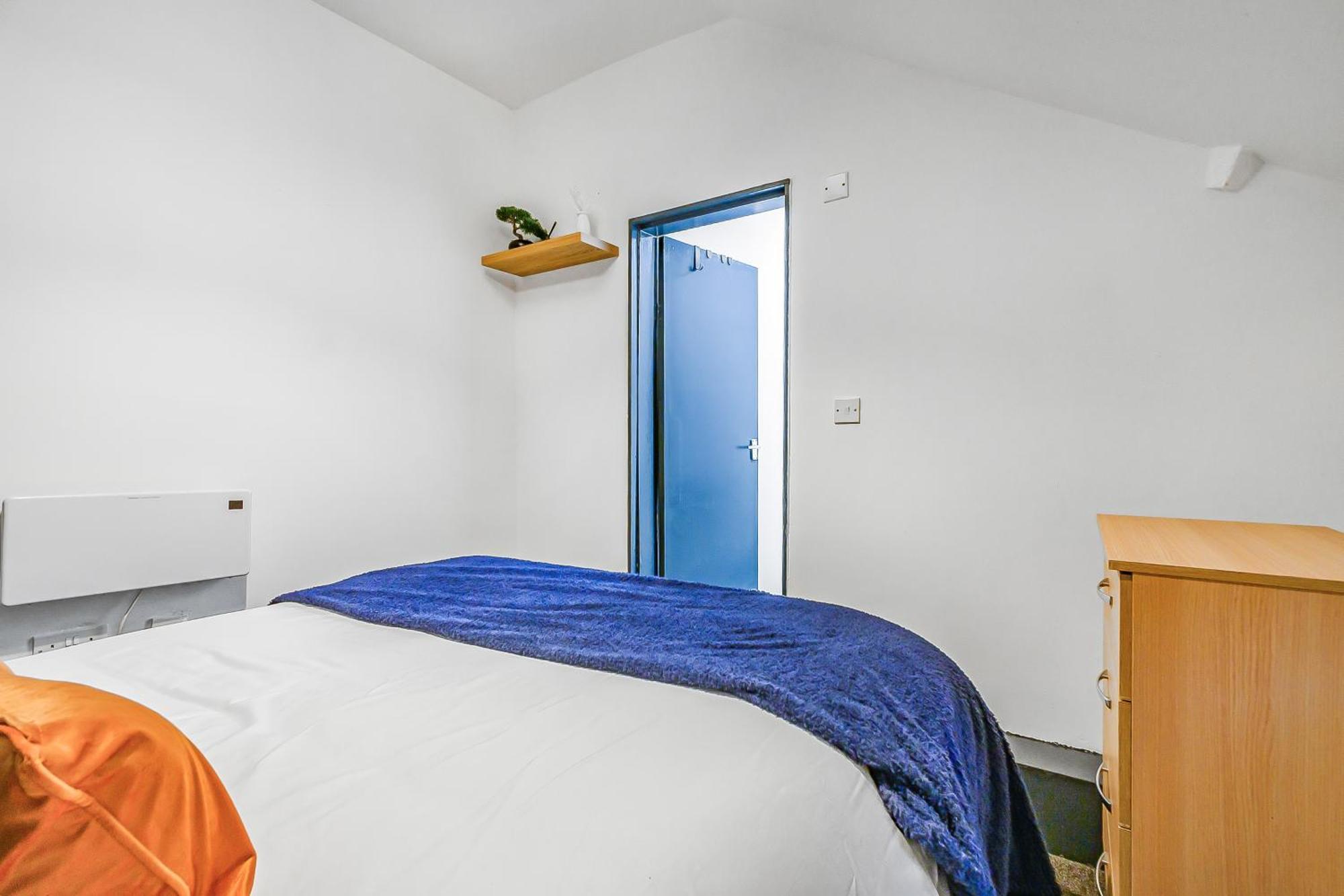 Cozy Near Hospital And Centre