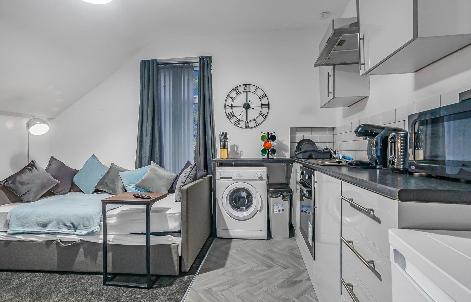 Cozy Near Hospital And Centre Apartment *