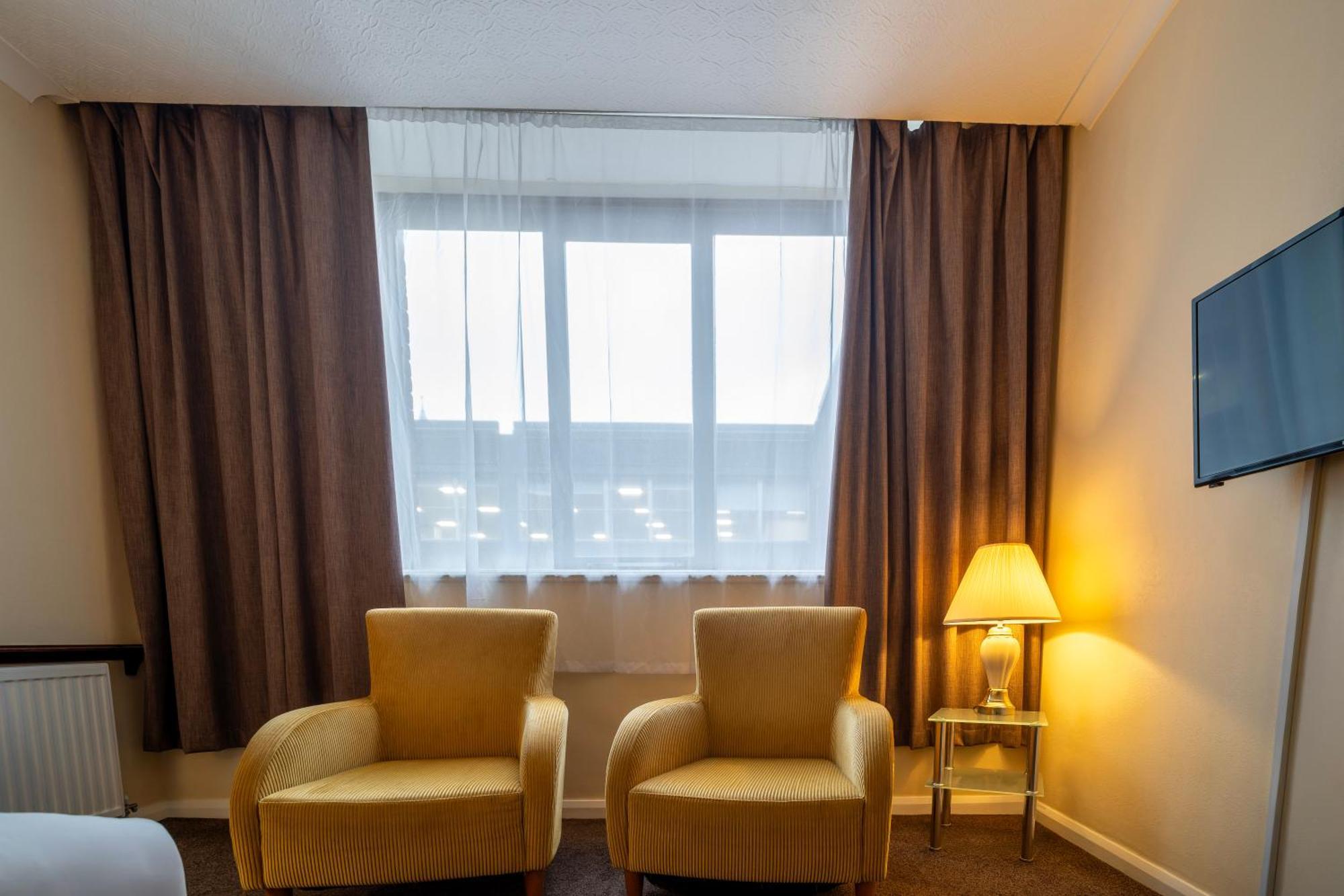 Hotel Britannia Centre 3*