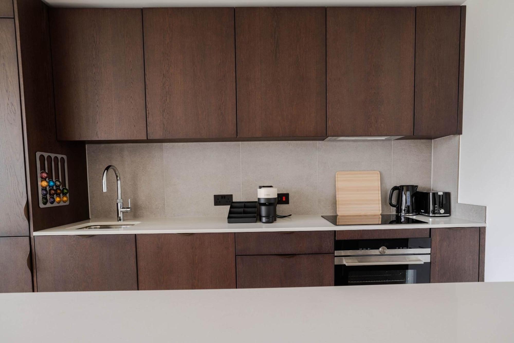 Midori 2br Views * Manchester