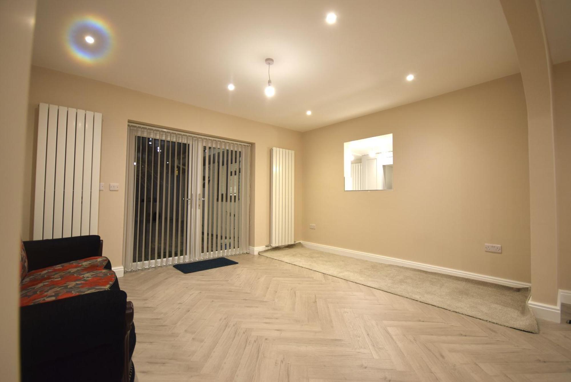 4-bedroom Parking Garden & Porch