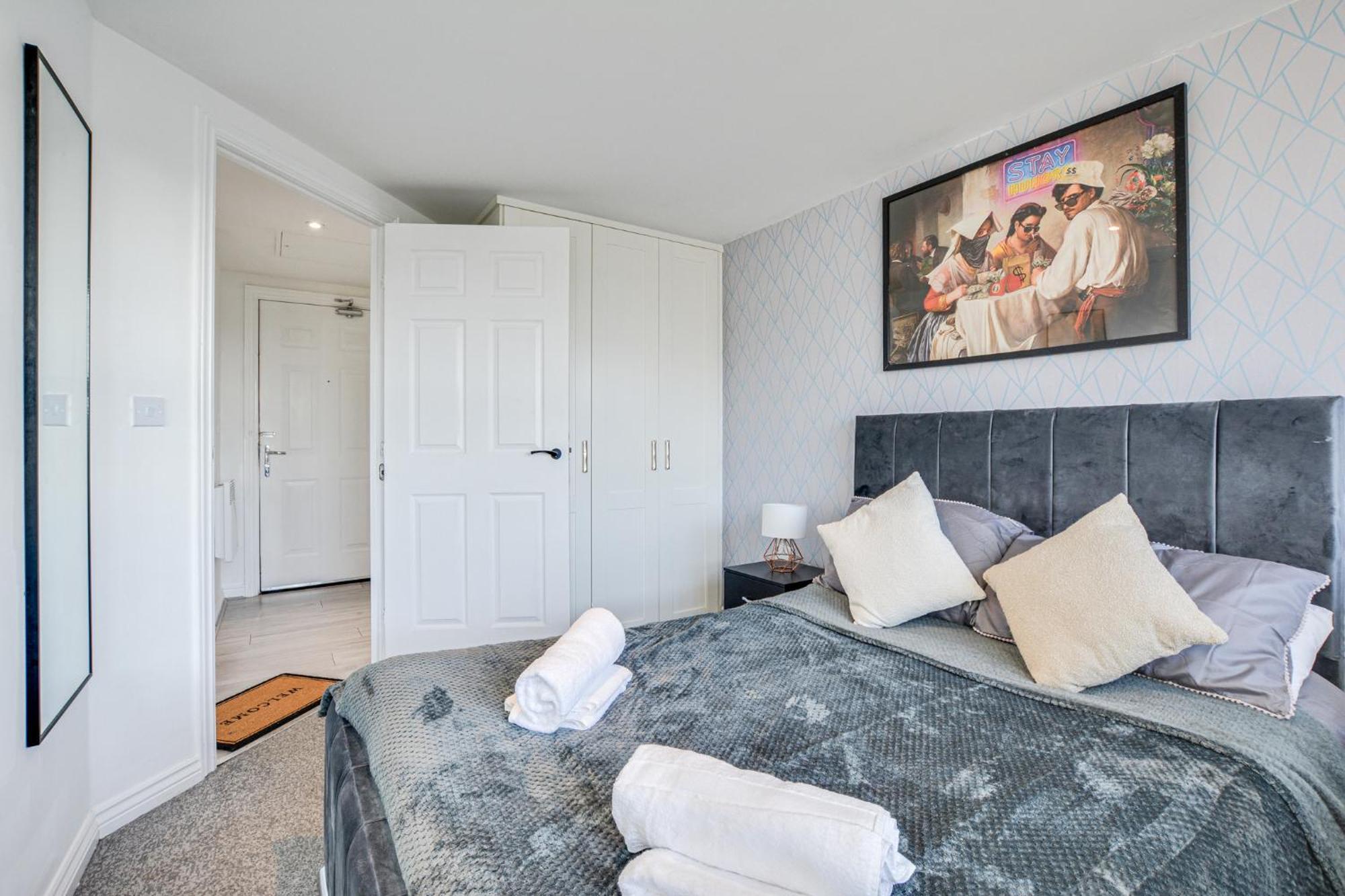 Apartment New Stylish Free Parking Sleeps 5 Or 6 Manchester