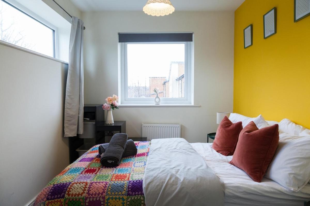 Holiday home Exquisite 4 Bedroom 2 Bath Parking Etihad Stadium Manchester
