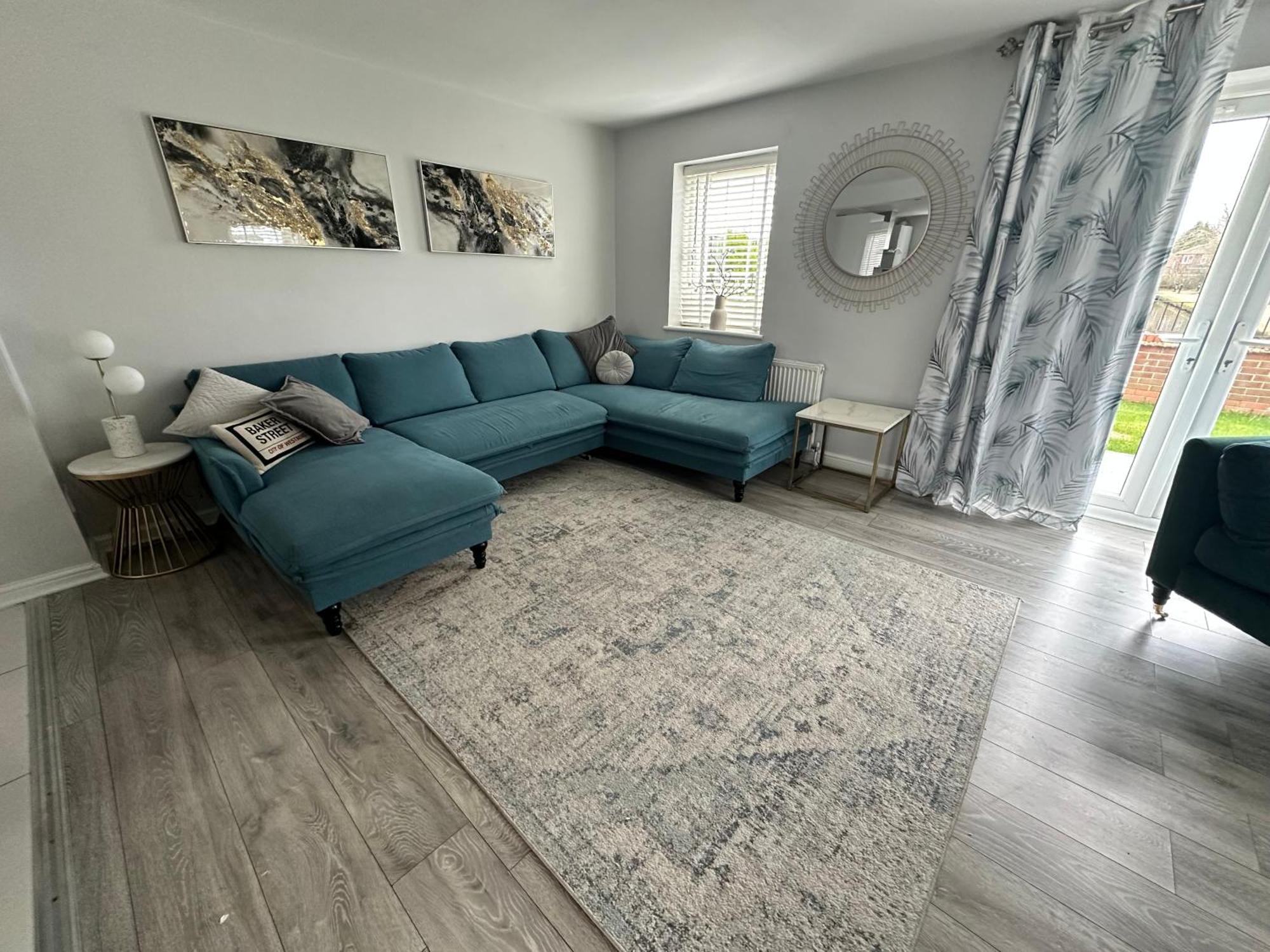 Stylish 4Br Townhouse On Stretford Marina - Waterside Stay In M32 Apartment Manchester