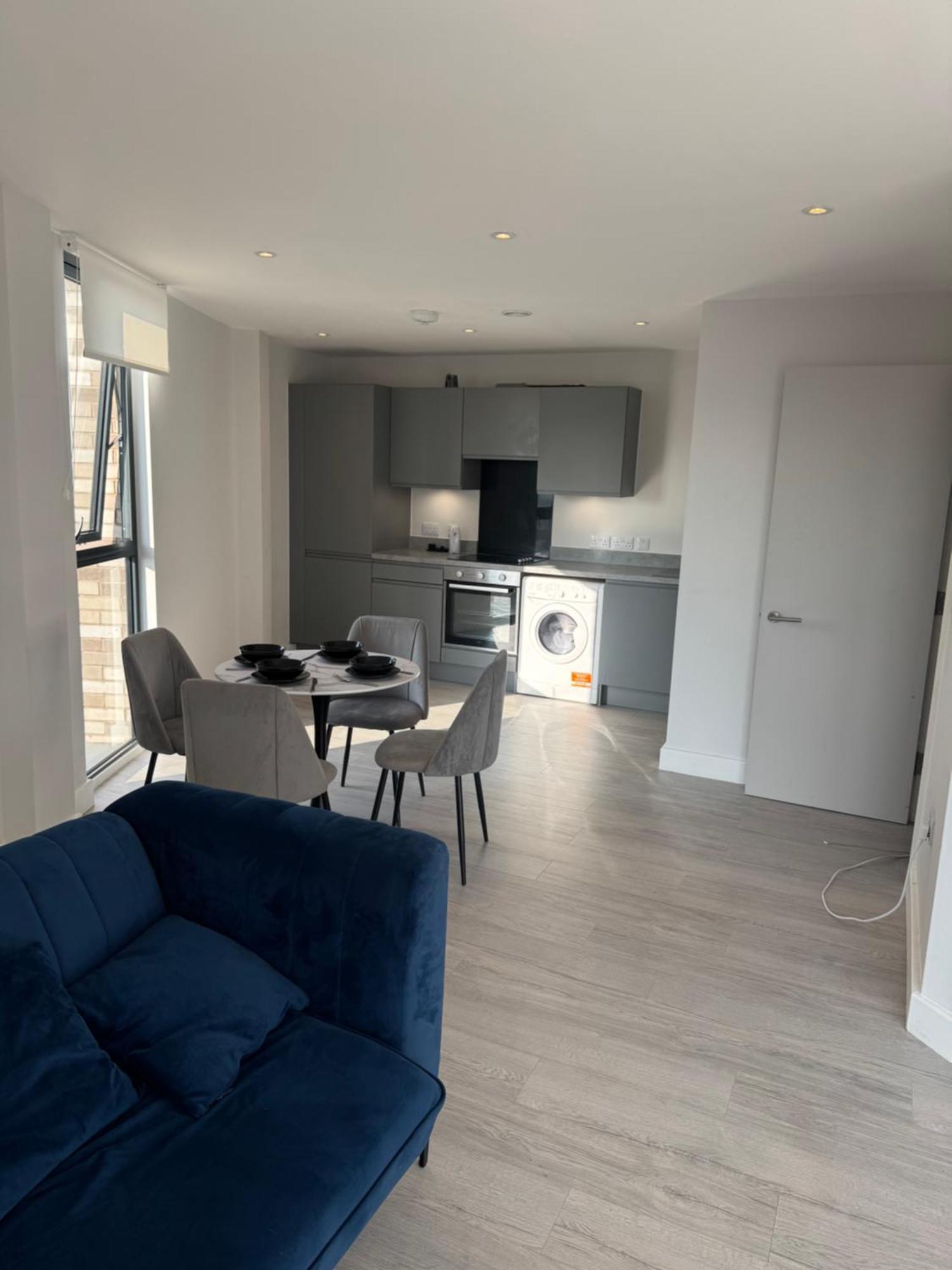 Luxury 2 Bedrooms Apartment