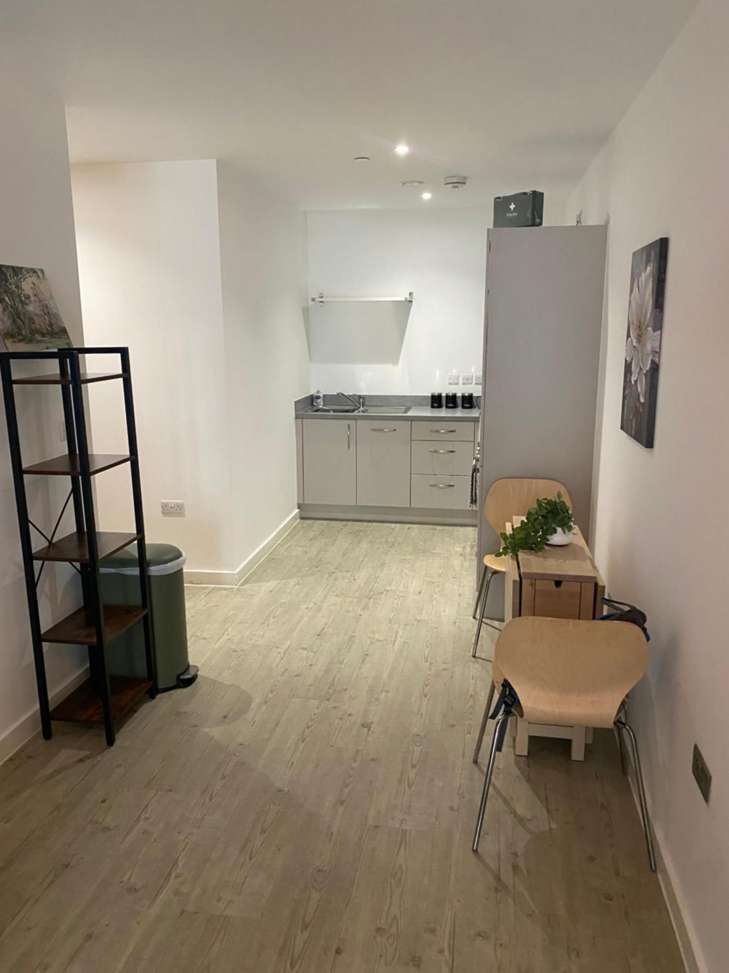 North Hill Apartment *