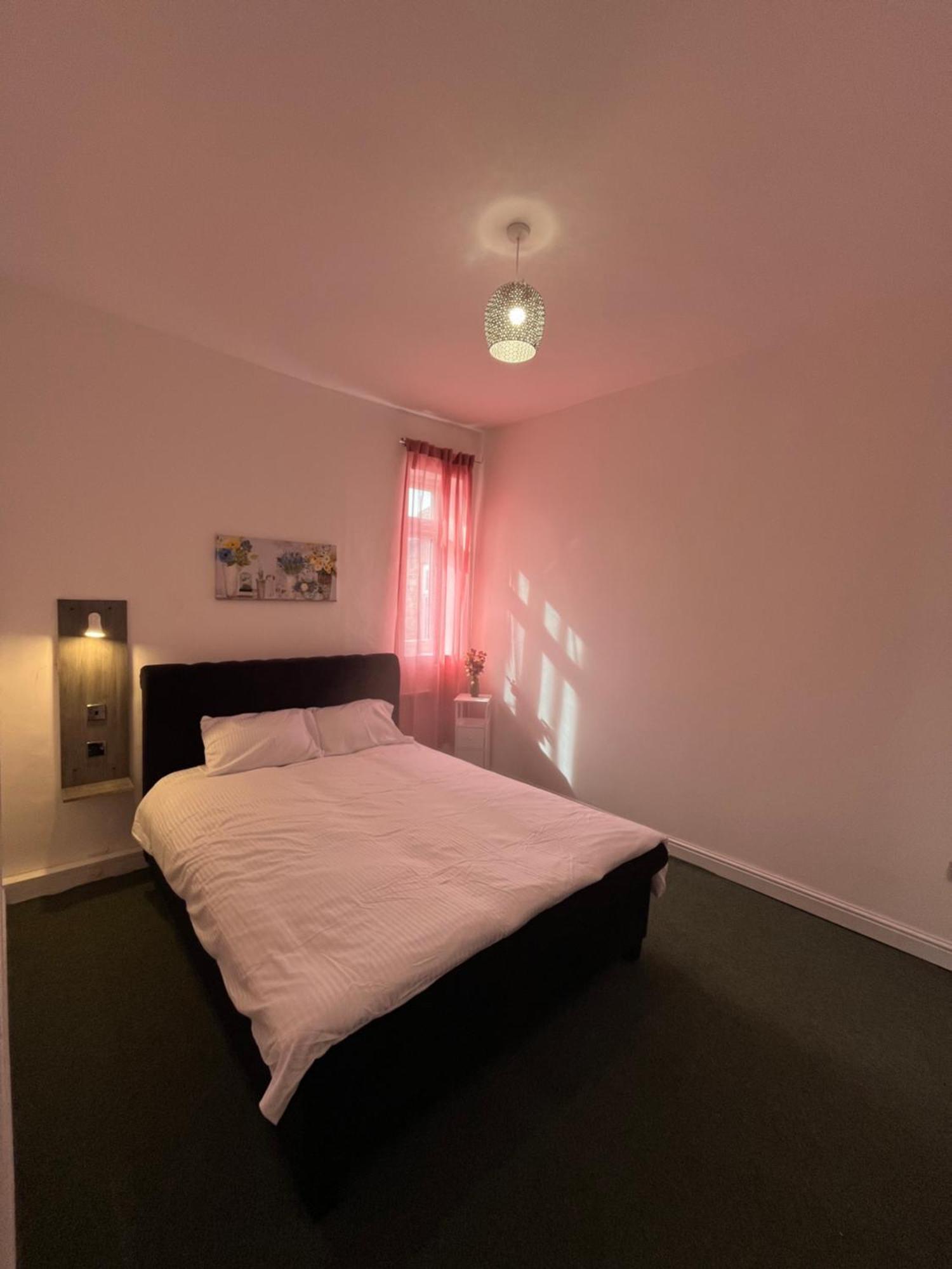 Eva Bed & Breakfast Manchester