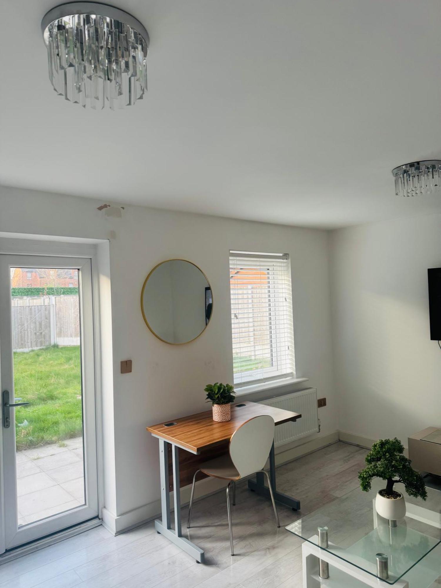 Homestay Modern New Built Kingsize Ensuite *