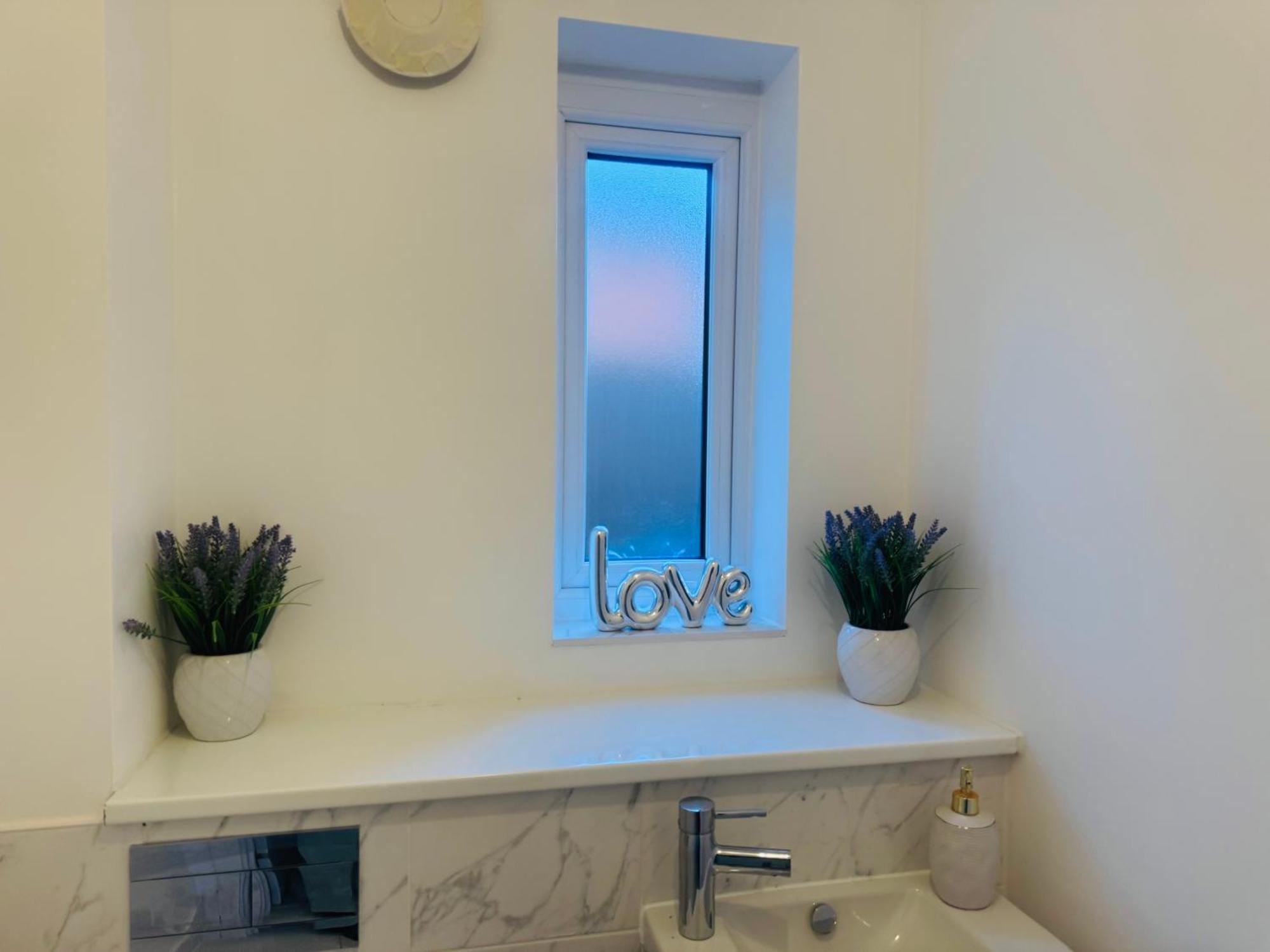 Homestay Modern New Built Kingsize Ensuite