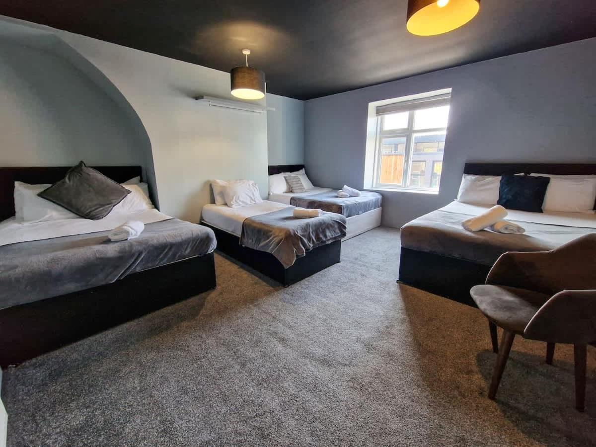 Centre Hidden Gem Sleeps 22 By Superhost Manchester