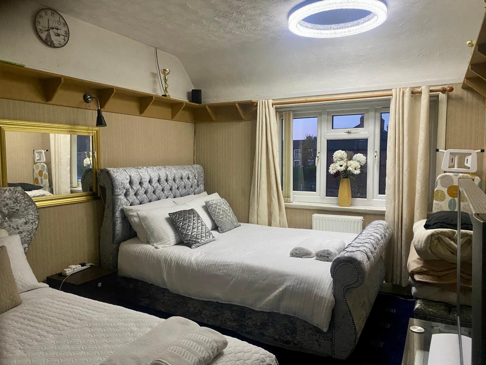 Clayton Homestay Manchester