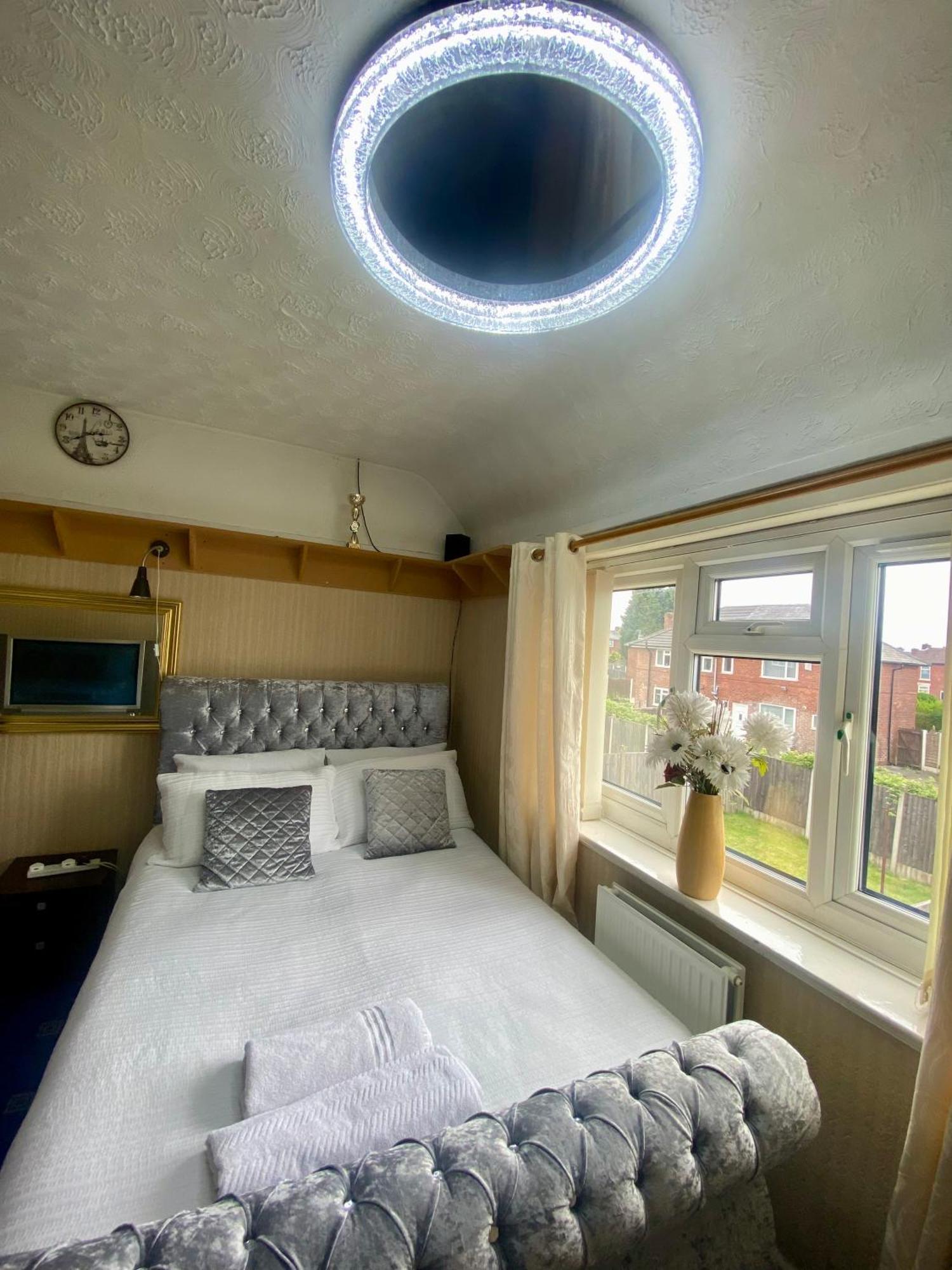 Clayton Homestay *