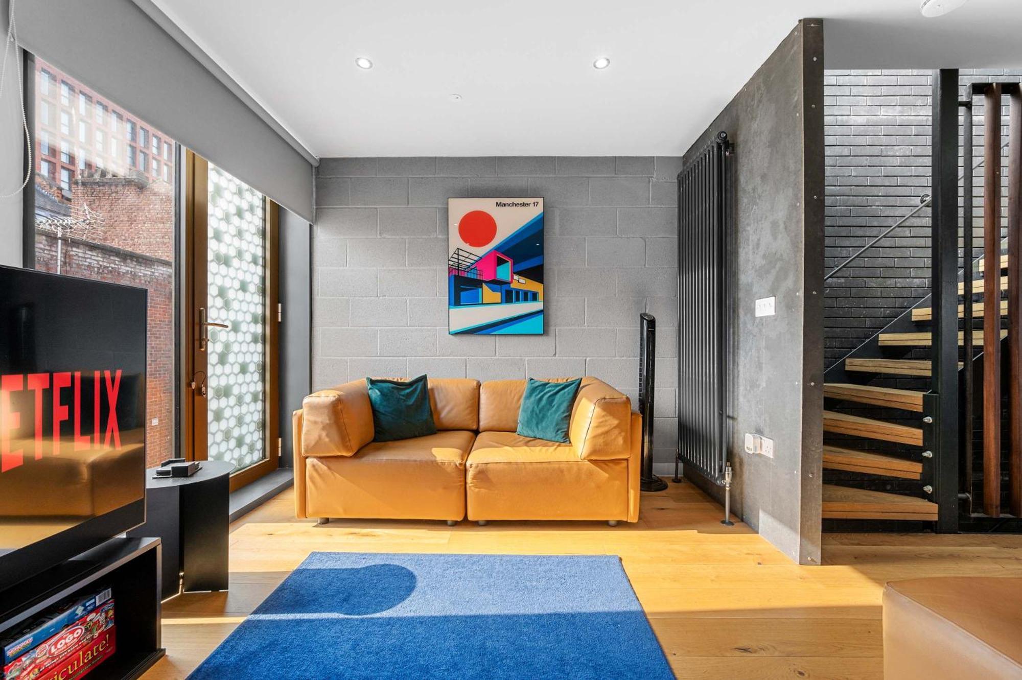 Free Parking - Roof Terrace - Luxury Townhouse Holiday home