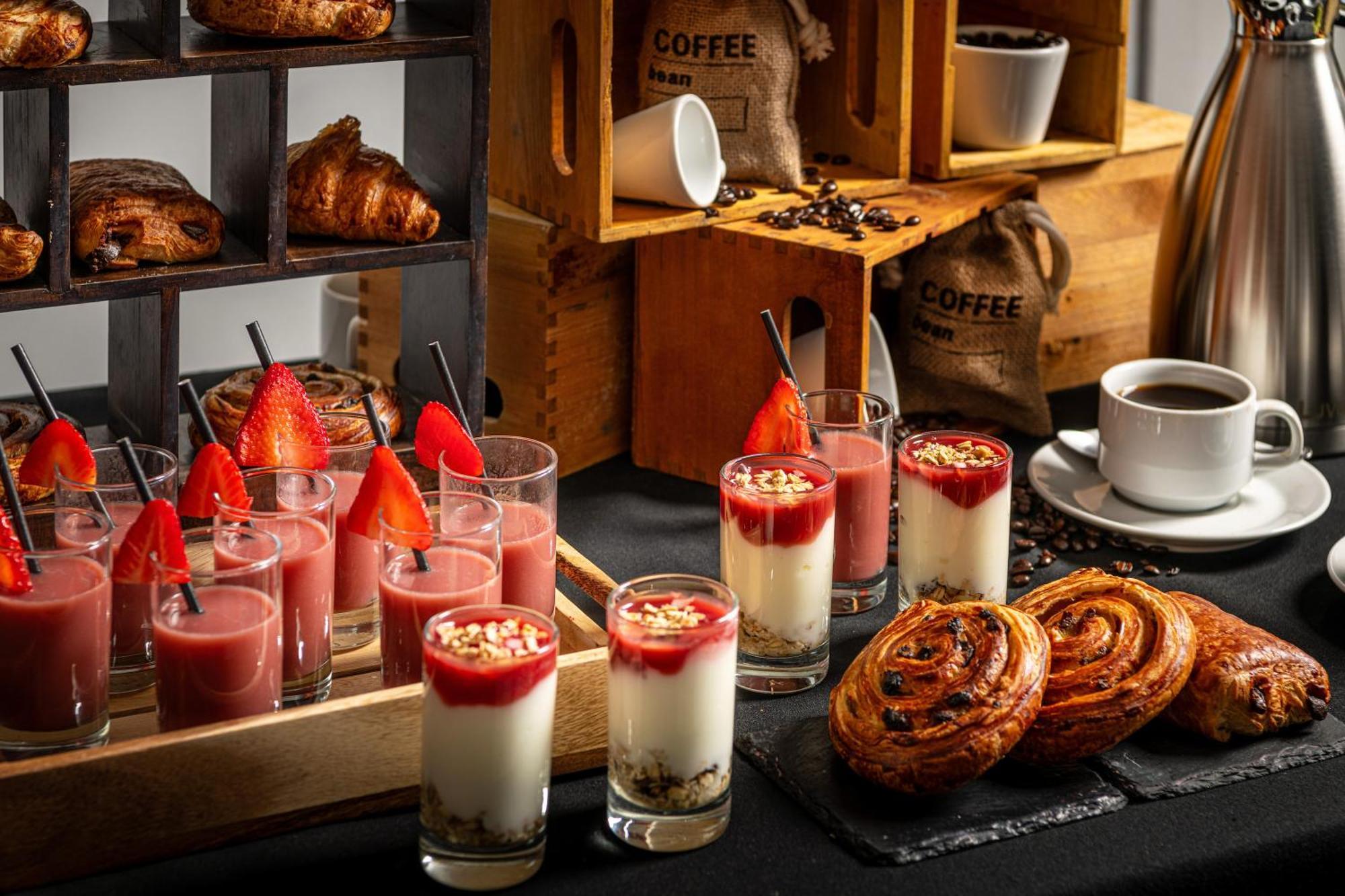Hotel - - Oldham By Ihg Manchester