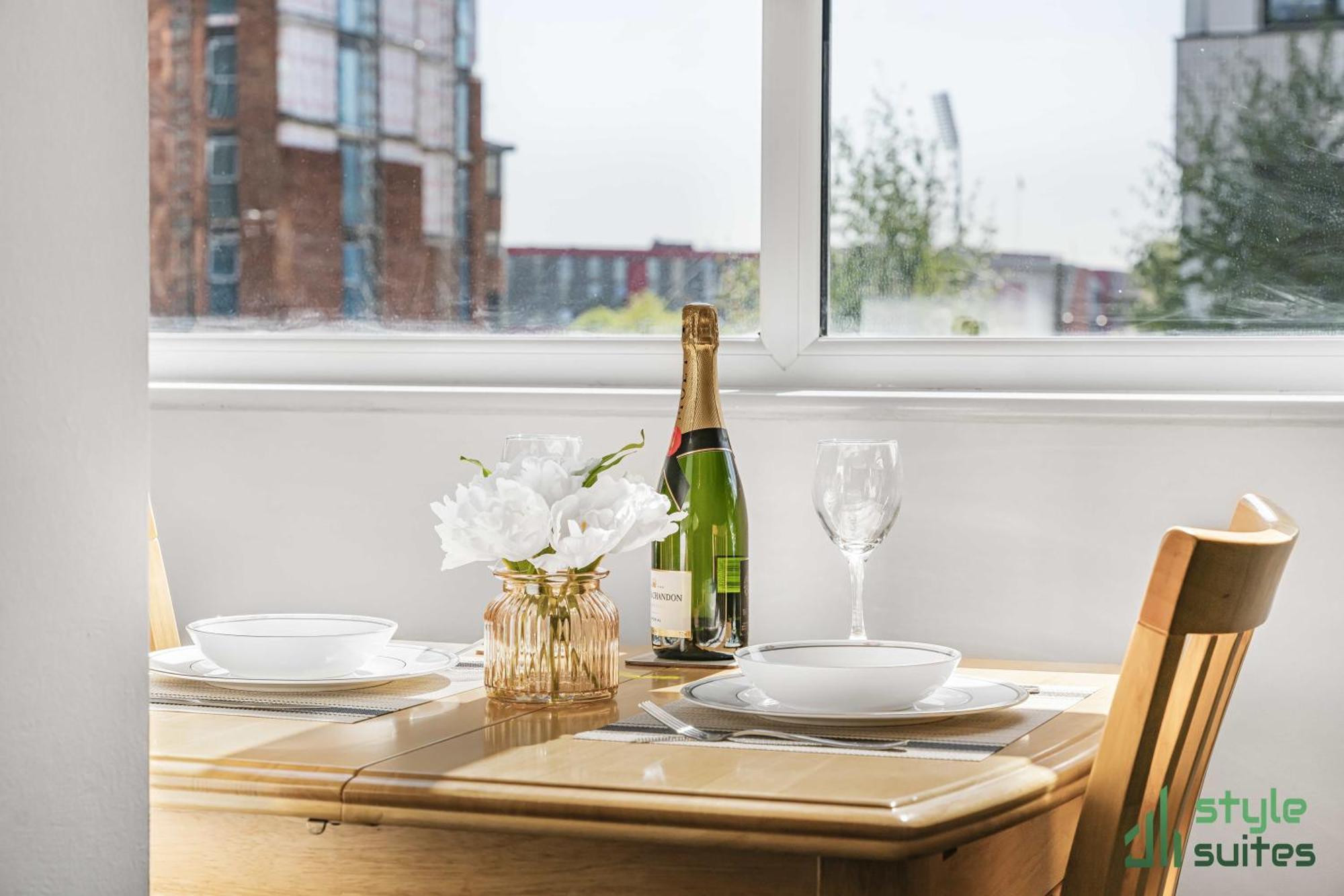 Flat In Old Trafford Apartment Manchester