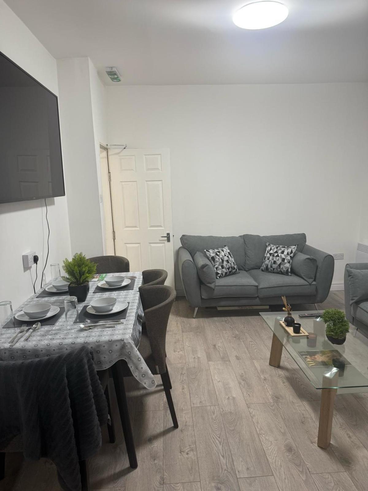Rest Nest Uk House Holiday home Manchester