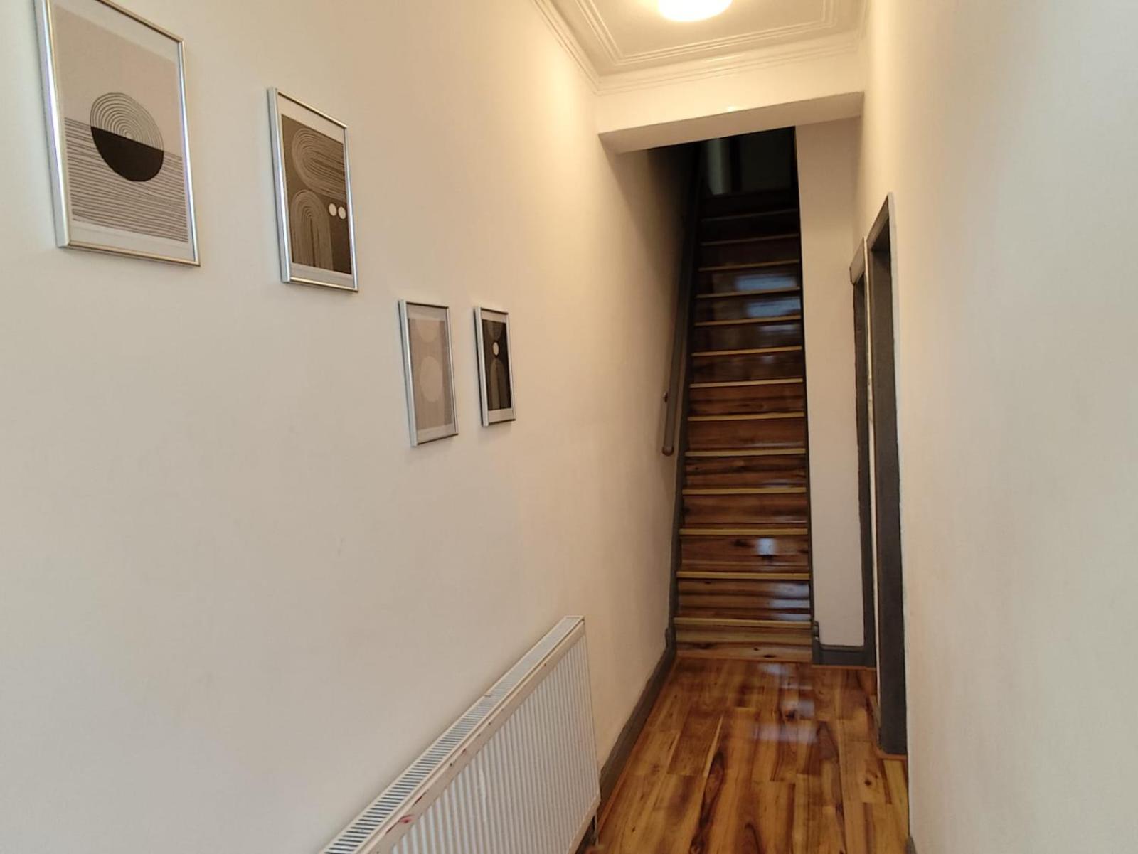 Double-bedroom In The Heart Of Harpurhey Perfect For Short *
