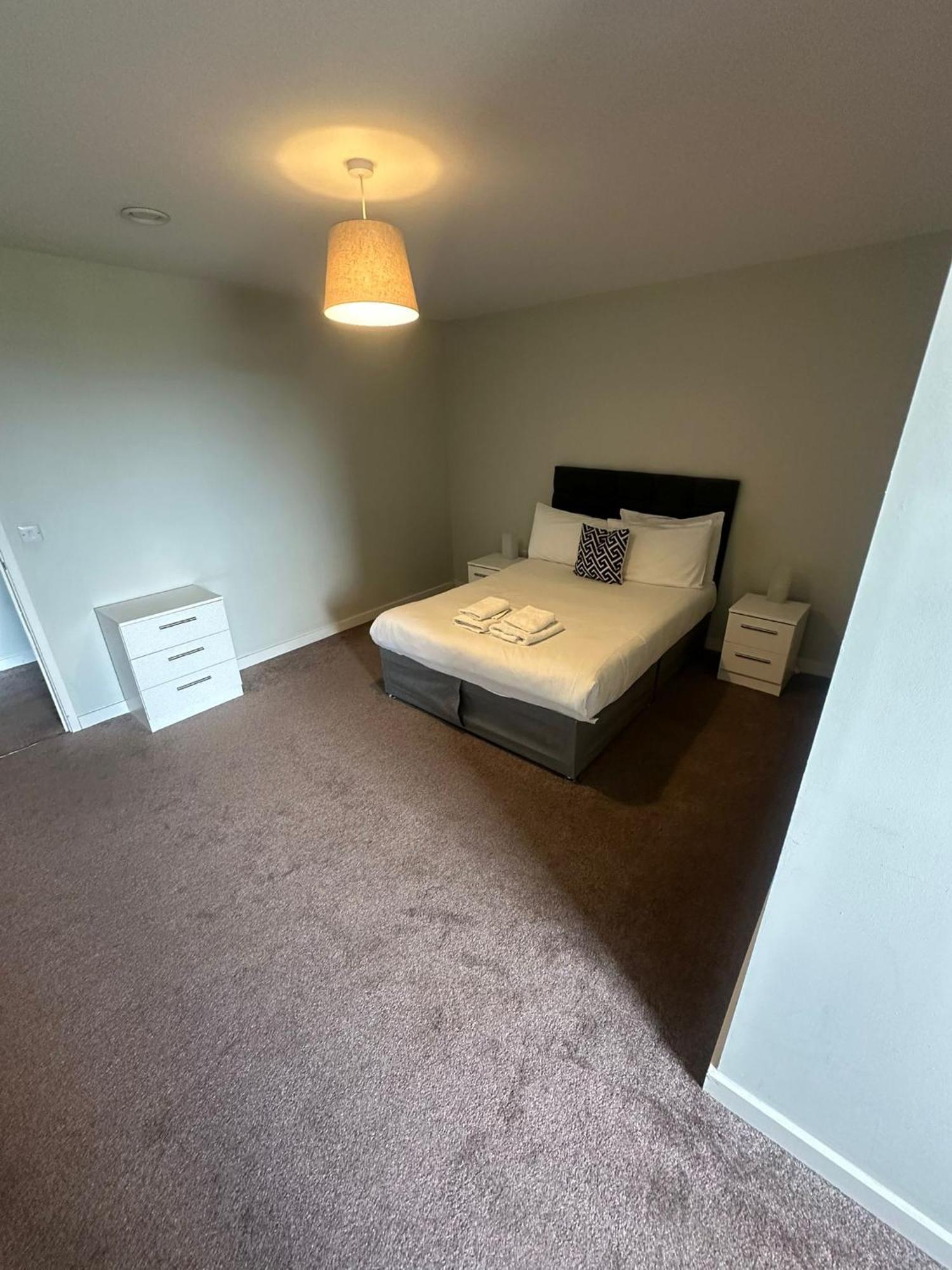 Beehosting Adelphi Wharf * Manchester
