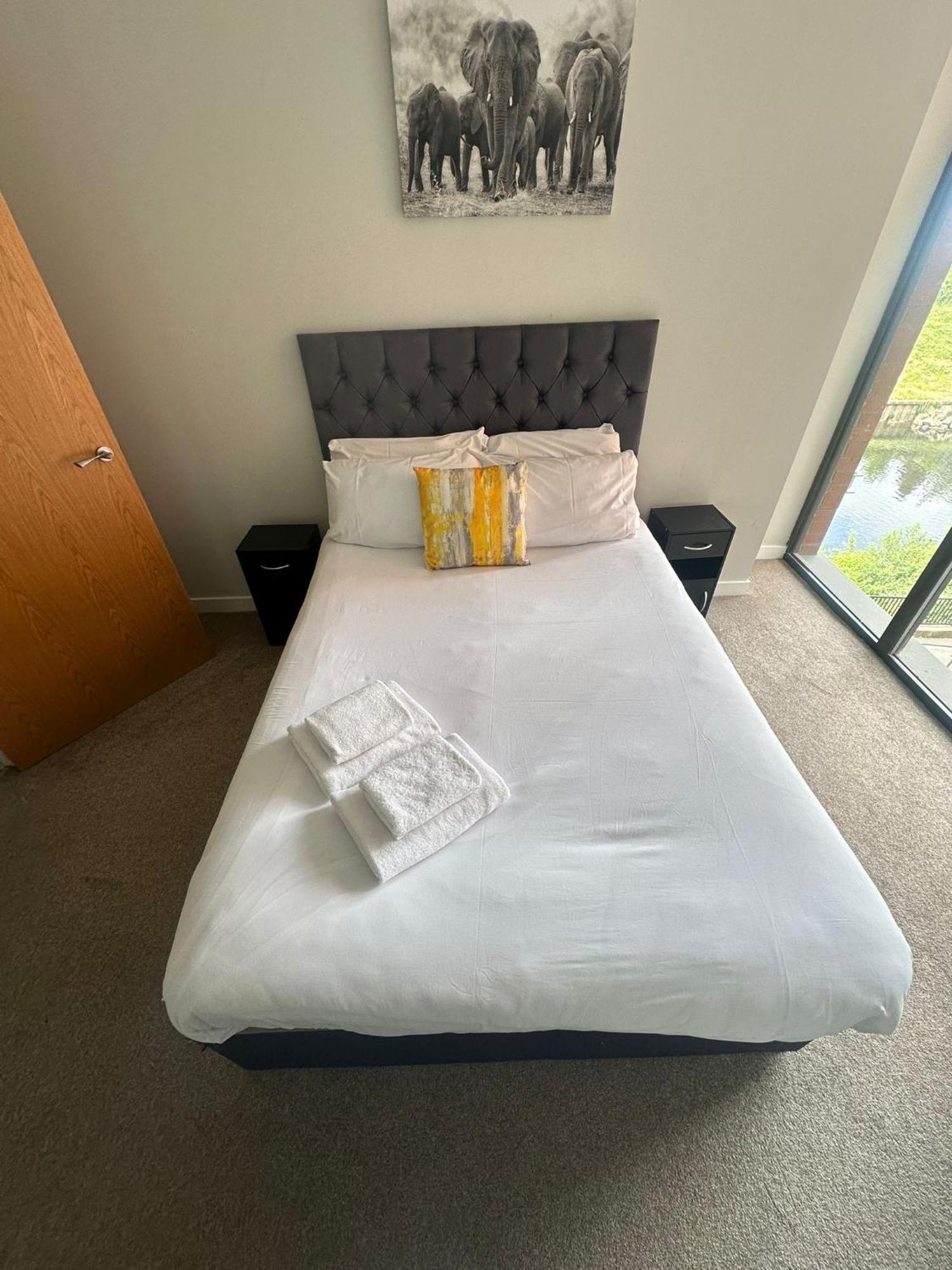 Beehosting Adelphi Wharf Aparthotel