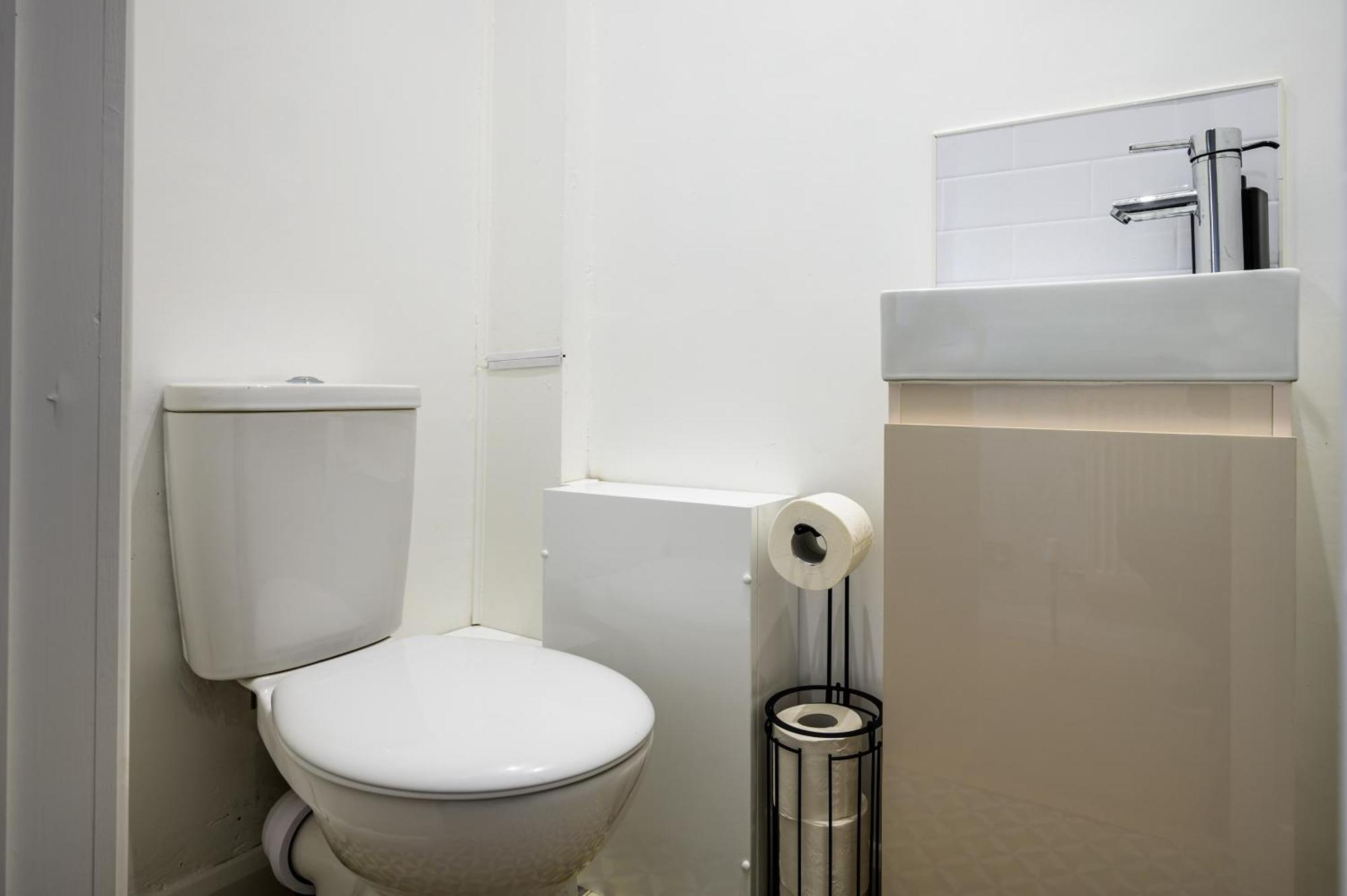 Holiday home Droylsden Eden - Next To Tram - Free Parking Near Coop- Live & Etihad Stadium Manchester