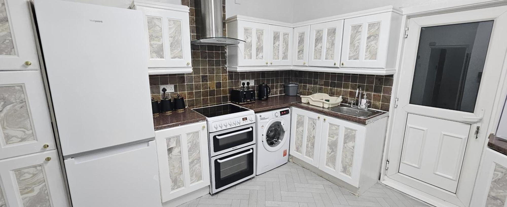 Modern Three Bed House Near Manchester City Centre * Manchester