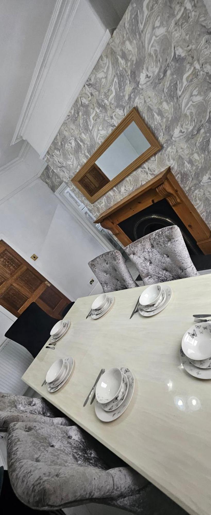 Holiday home Modern Three Bed House Near Manchester City Centre
