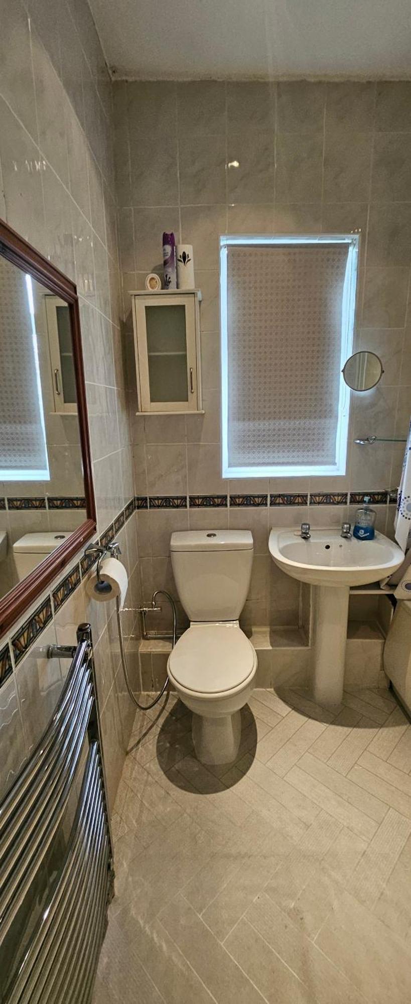 Modern Three Bed House Near Manchester City Centre Holiday home Manchester