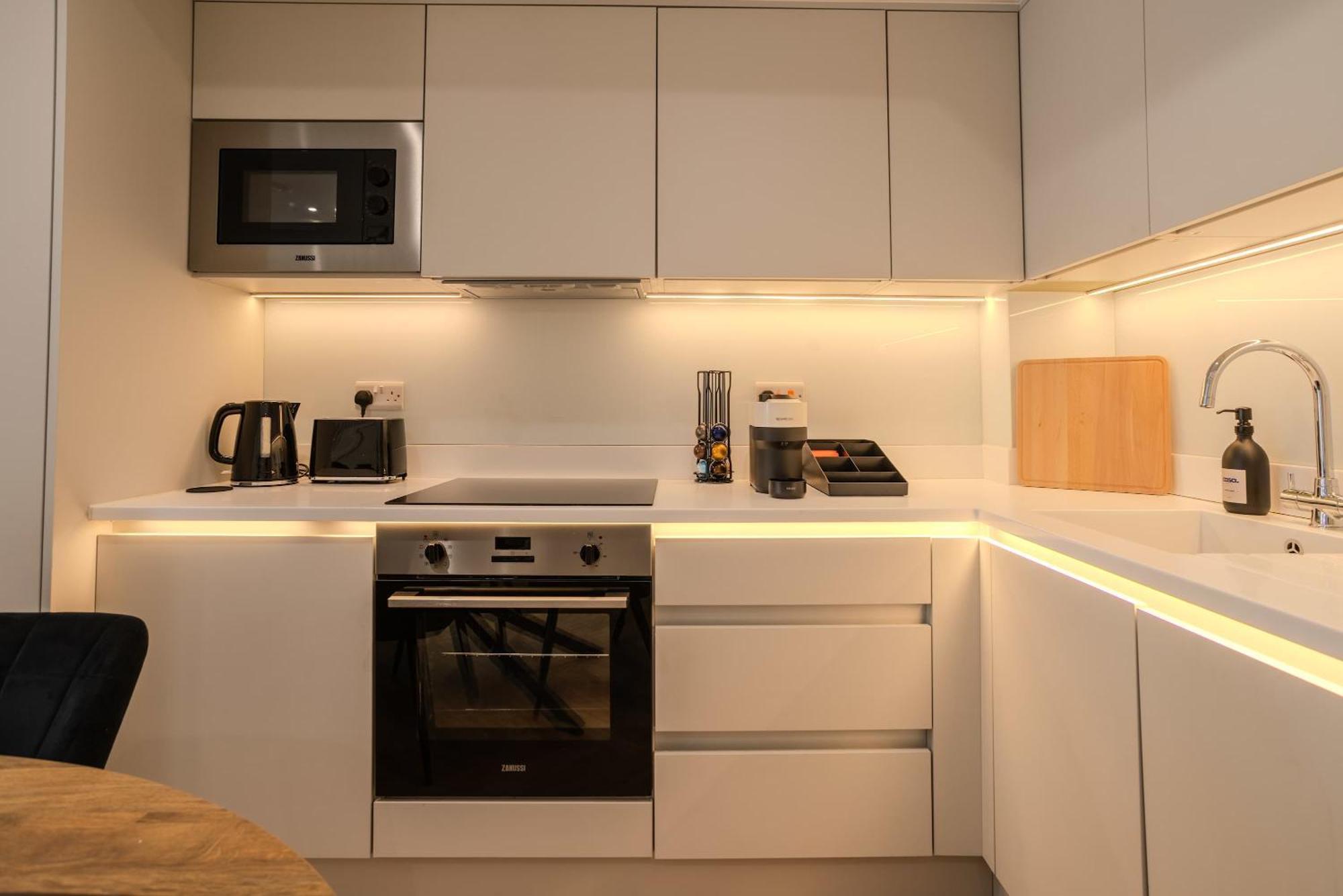 The Hidden - 4br Townhome Roof * Manchester