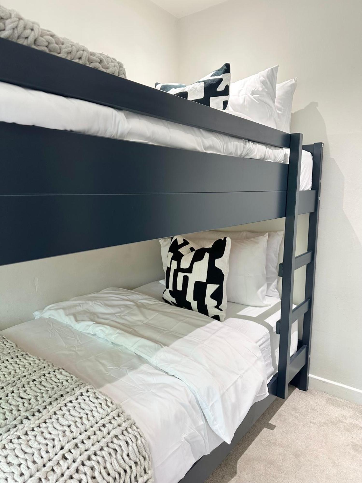 Canal Mews - 1 Min From Trafford Centre And 2 Min M60! Manchester