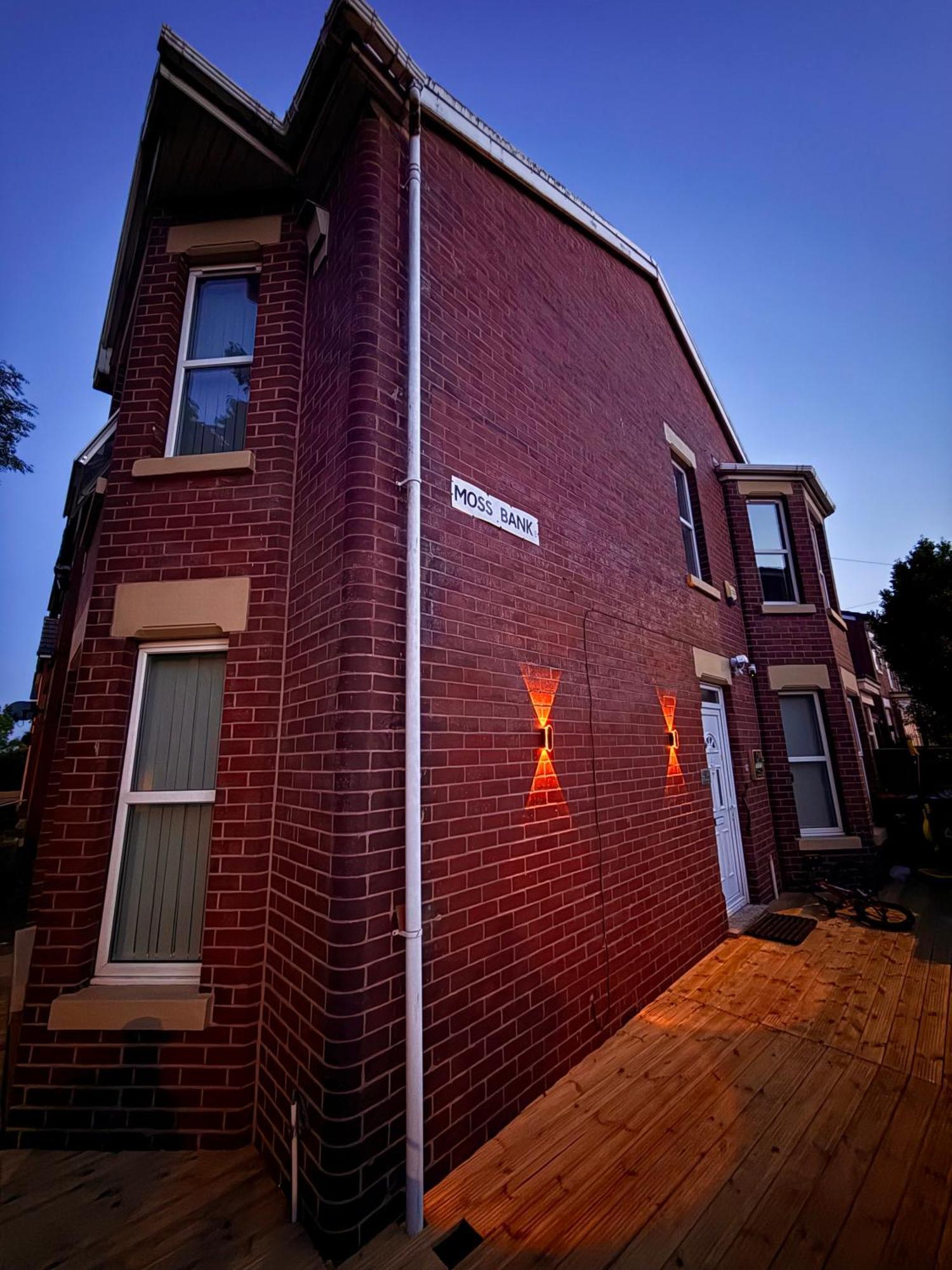 Modern Three Bed House Near Manchester City Centre Manchester