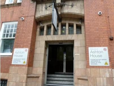 Hostel Ashton House *