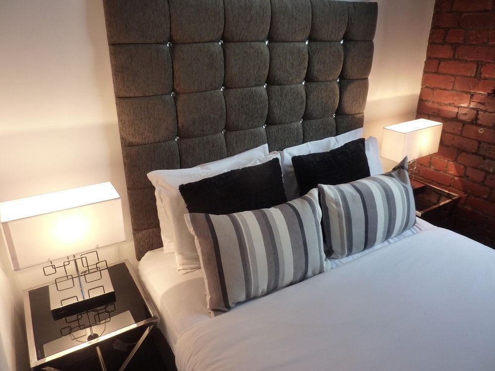 Ashton House * Manchester