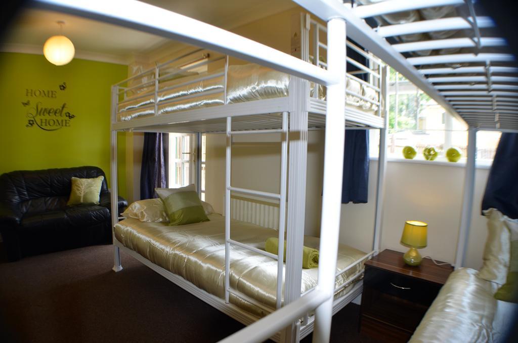 Guest house Schuster House *