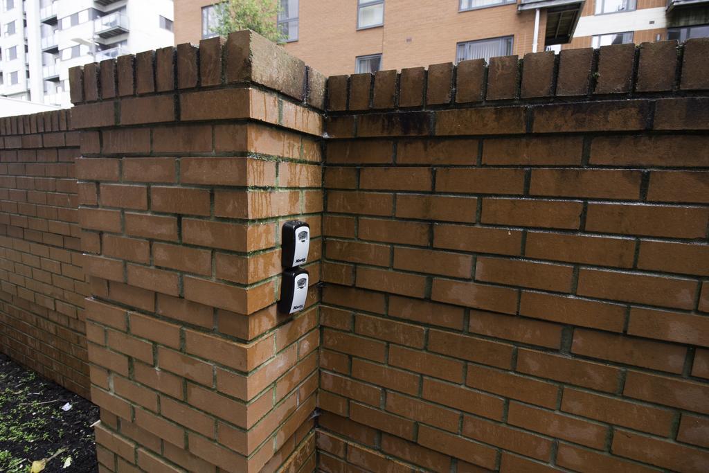 Diamond - Barton Place Apartment *