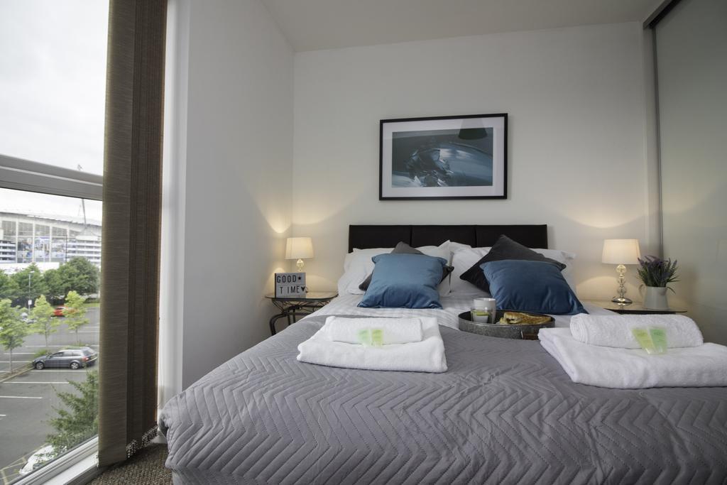 Diamond - Etihad Manchester