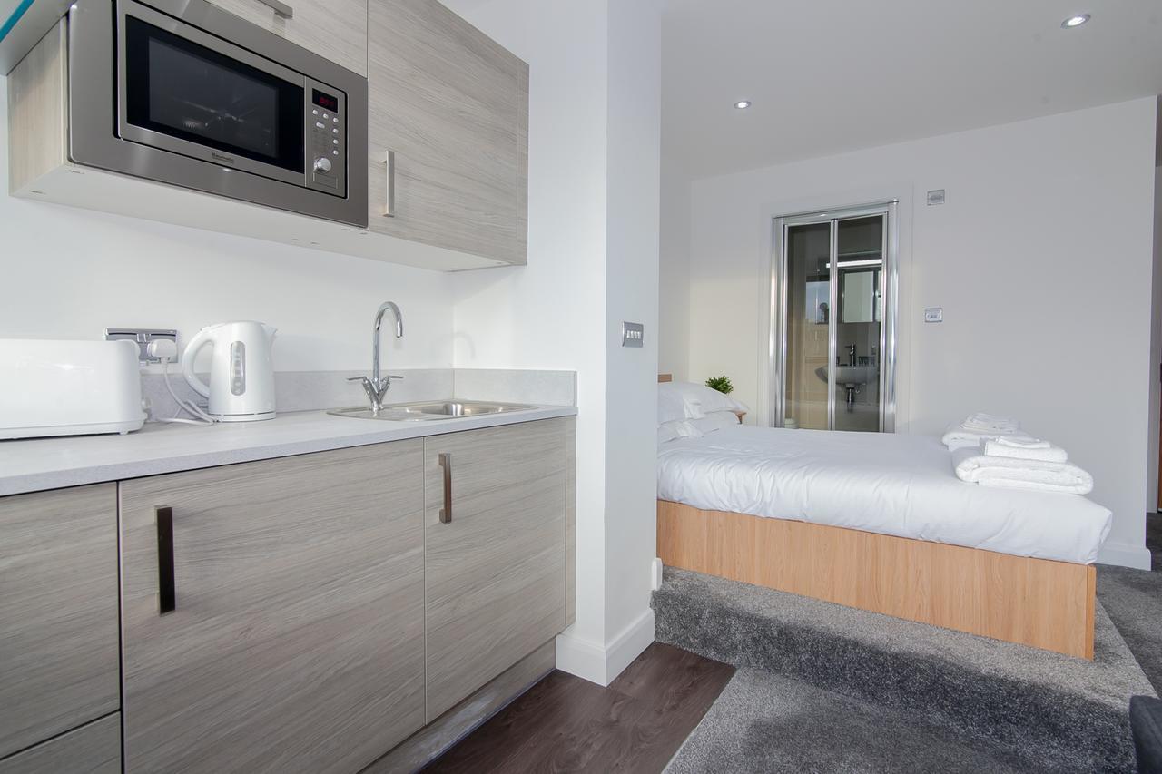 Fantastic Brand New In Apartment *