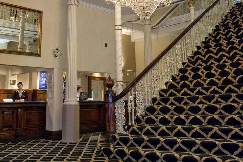 Hotel Britannia Centre 3*