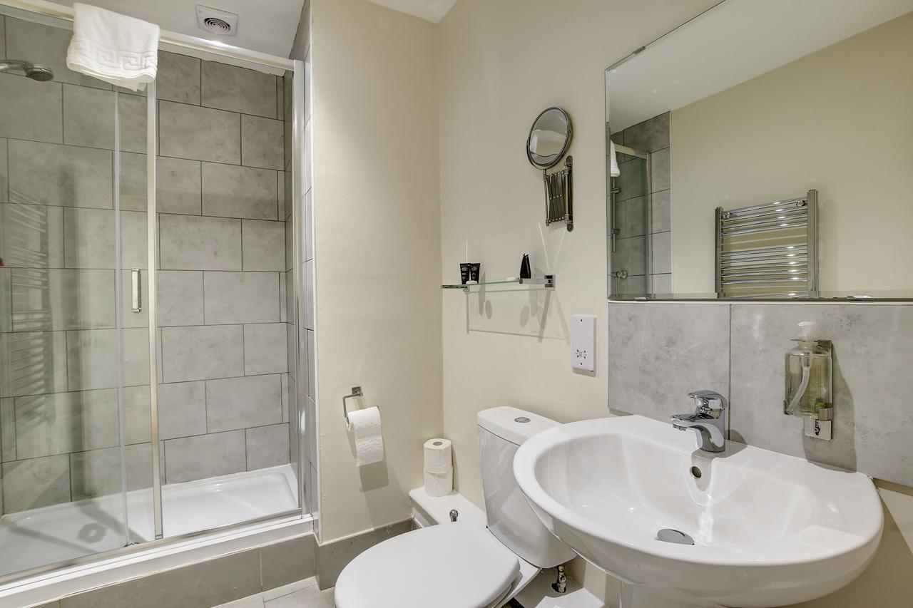 City Gate Apartment
