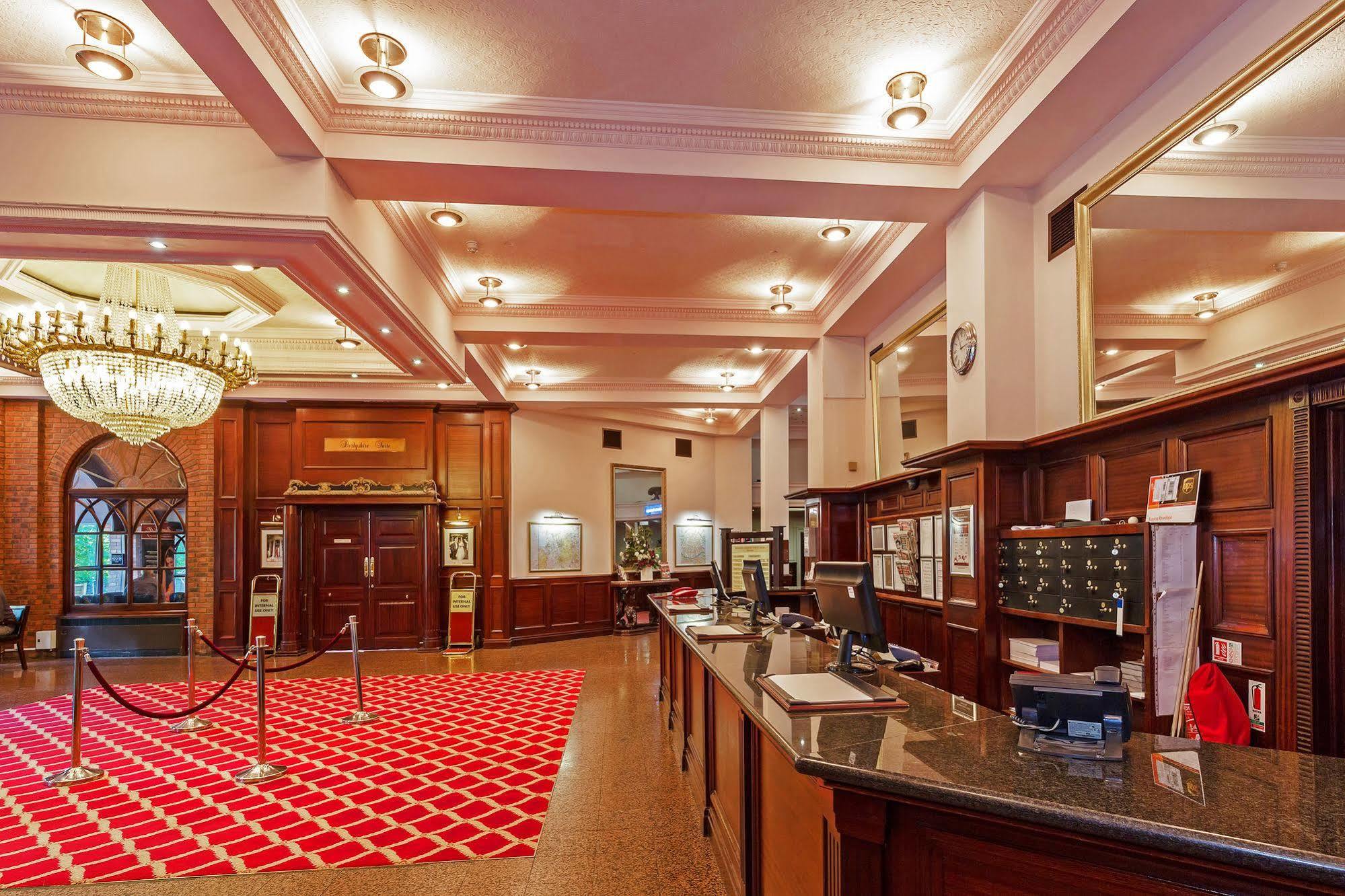 Hotel Britannia &
