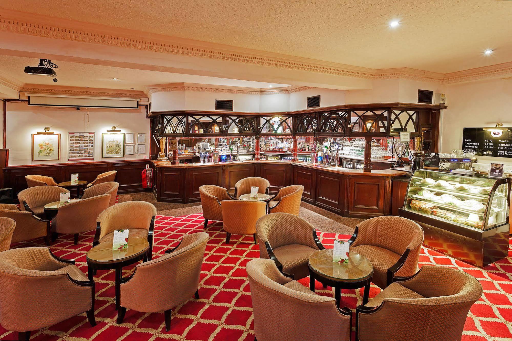 Hotel Britannia & 3*