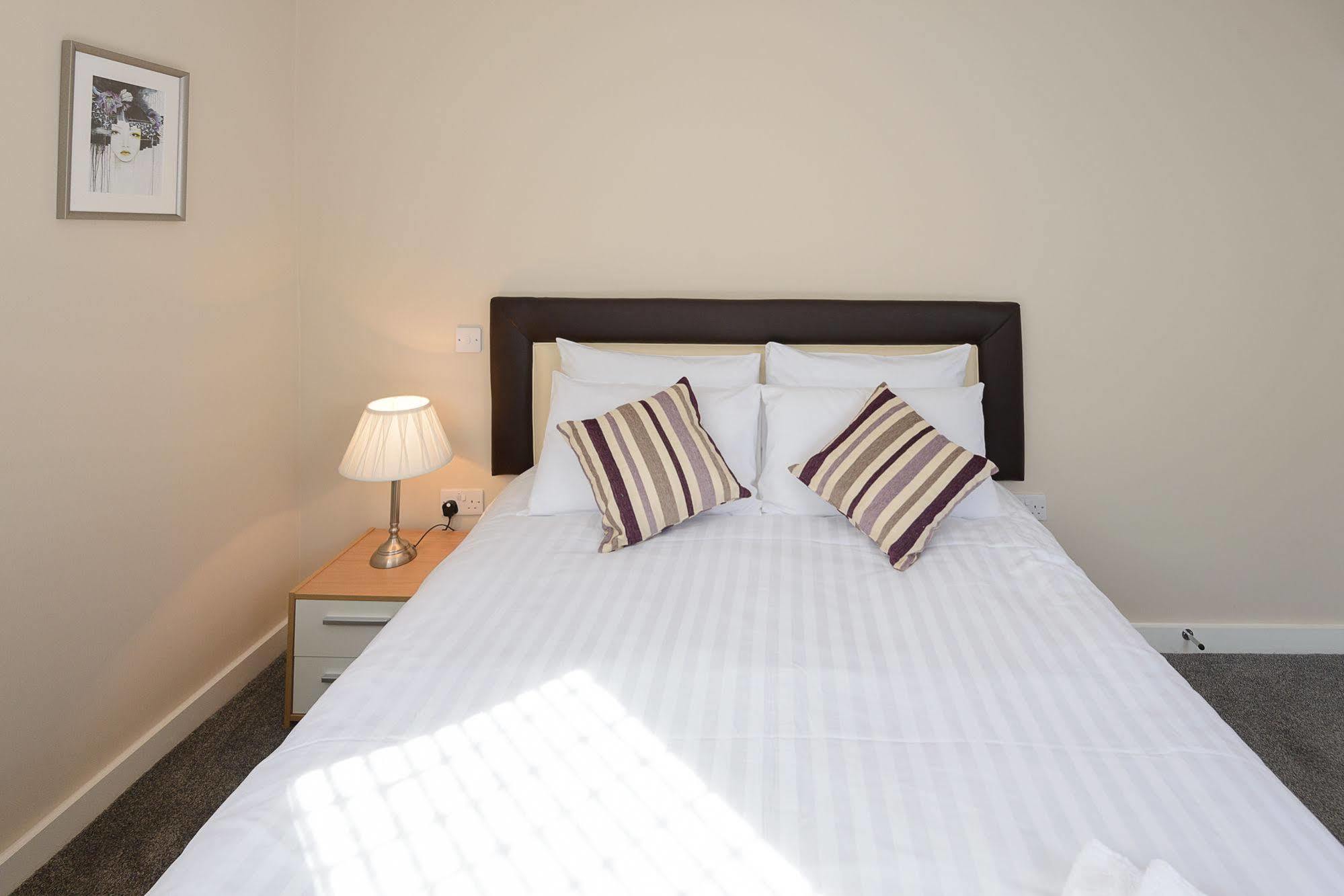 City Gate Apartment *