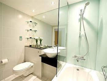 By Marriott Piccadilly Hotel